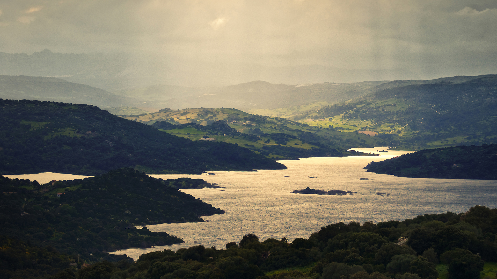 Baixe gratuitamente a imagem Paisagem, Chuva, Rio, Montanha, Terra/natureza na área de trabalho do seu PC