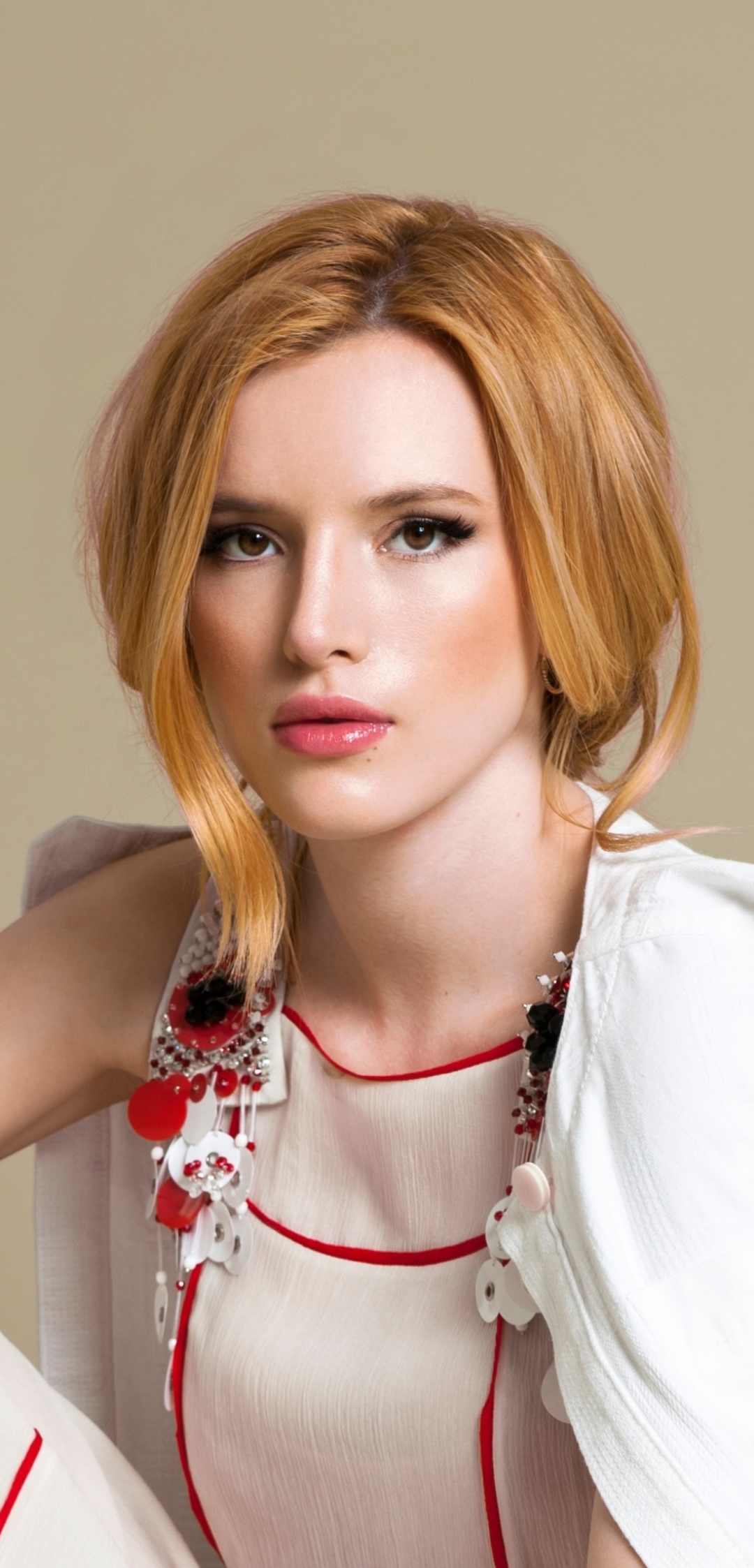 Download mobile wallpaper Redhead, Model, American, Celebrity, Brown Eyes, Actress, Bella Thorne for free.