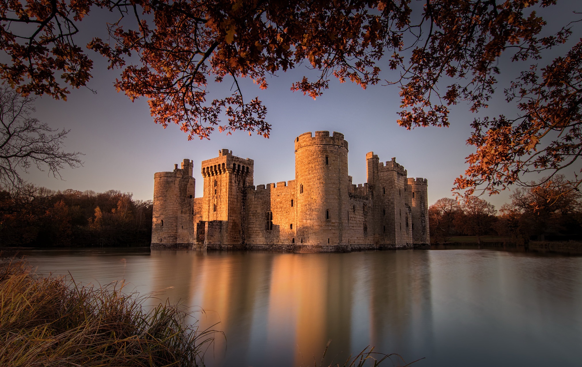Download mobile wallpaper Castles, Building, Lake, Reflection, England, Man Made, Castle, Bodiam Castle for free.