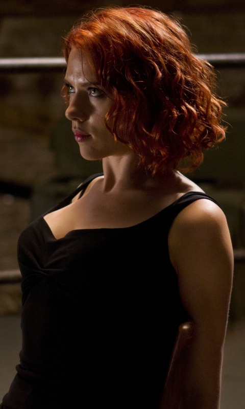 Download mobile wallpaper Scarlett Johansson, Avengers, Redhead, Movie, Black Widow, The Avengers, Natasha Romanoff for free.