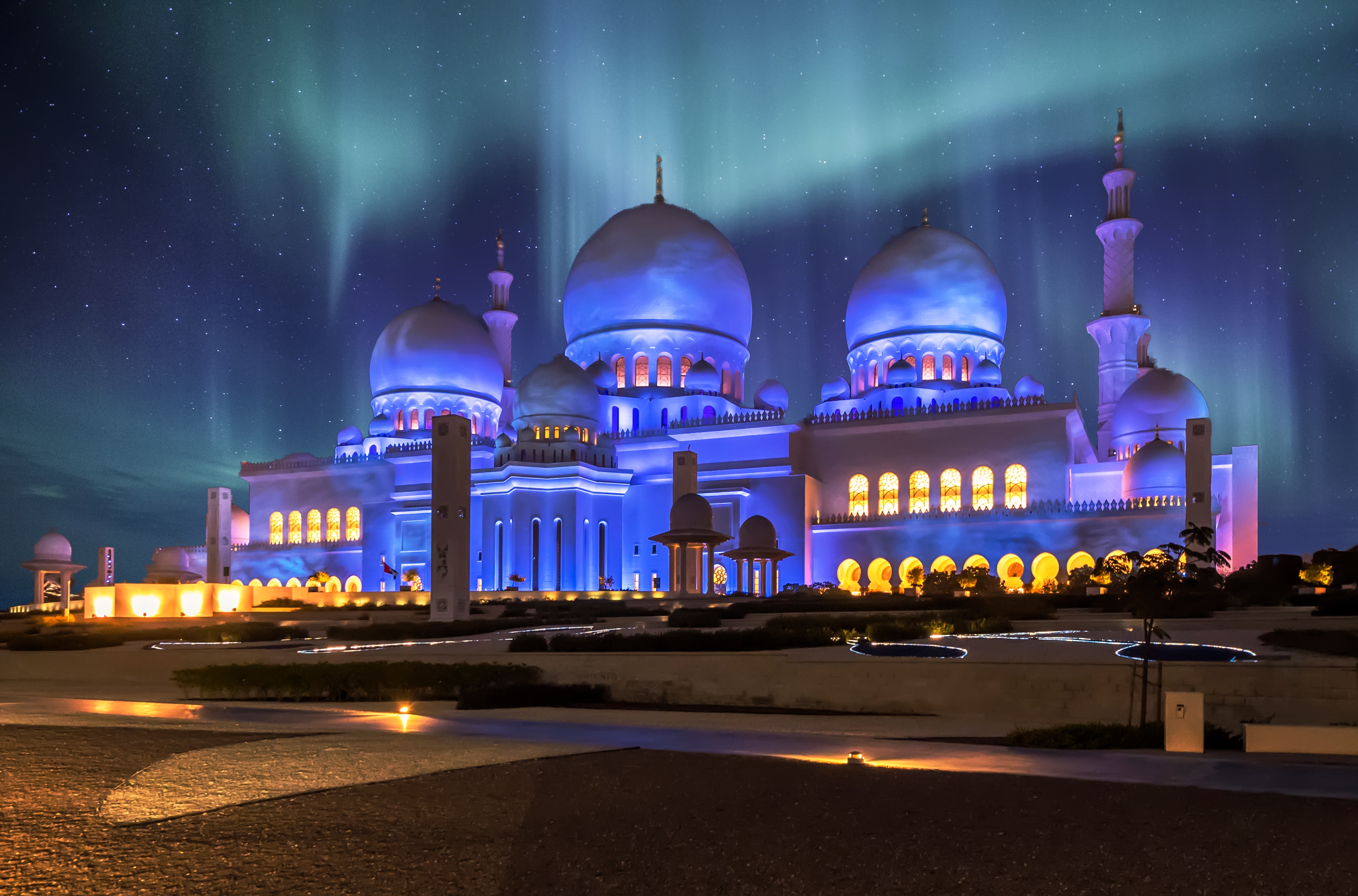 Free download wallpaper Night, Architecture, Aurora Borealis, Dome, United Arab Emirates, Abu Dhabi, Mosque, Religious, Sheikh Zayed Grand Mosque, Mosques on your PC desktop