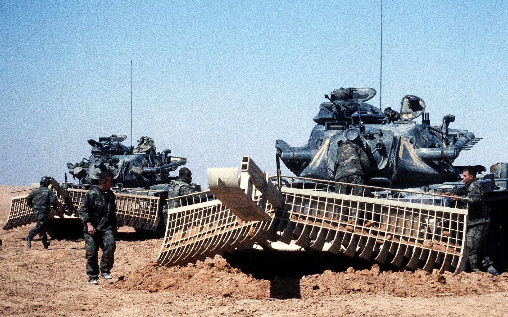 Téléchargez gratuitement l'image Militaire, M728, Véhicules Militaires sur le bureau de votre PC