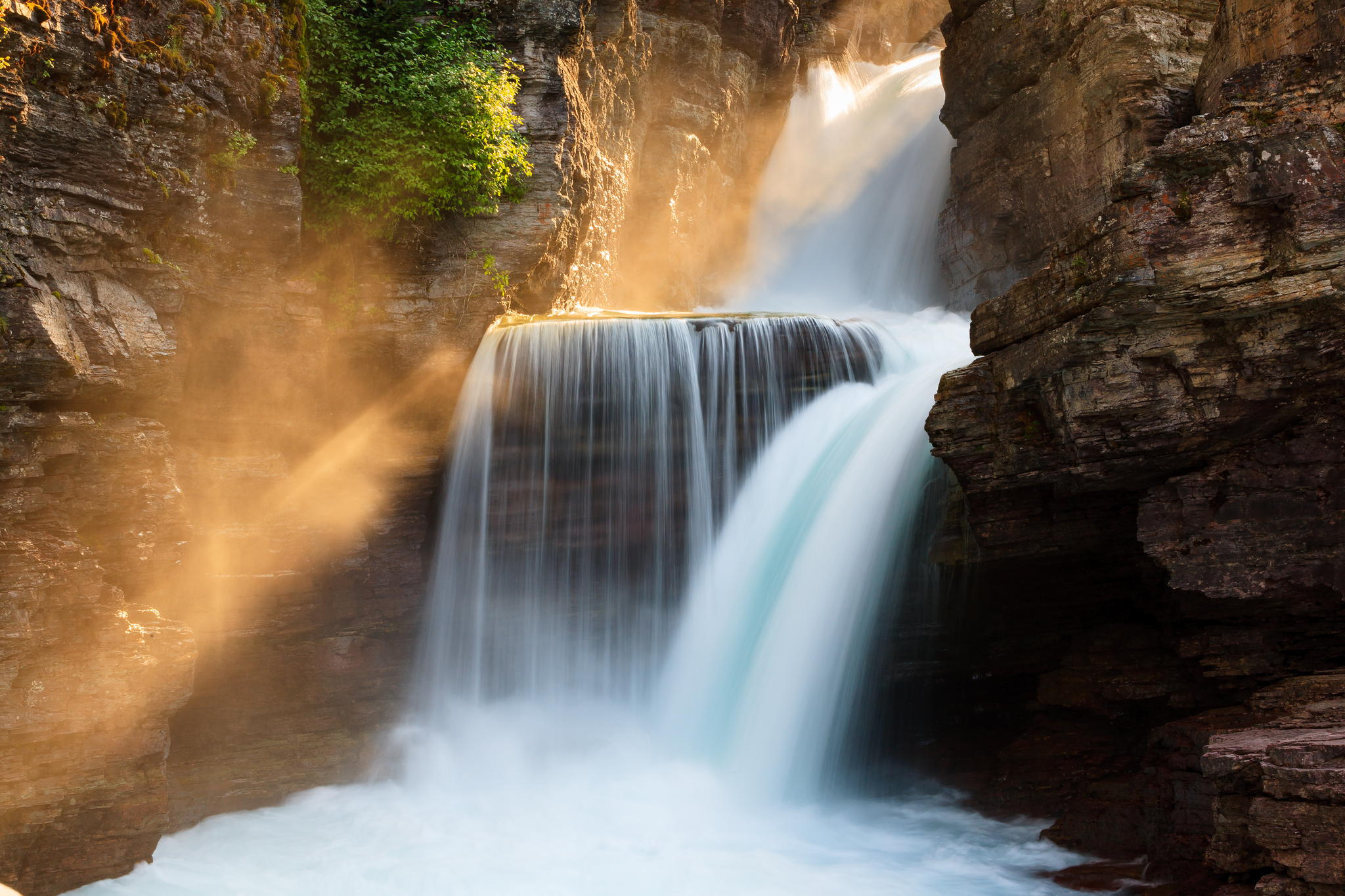 Laden Sie das Natur, Wasserfälle, Wasserfall, Schaum, Sonnenstrahl, Erde/natur-Bild kostenlos auf Ihren PC-Desktop herunter