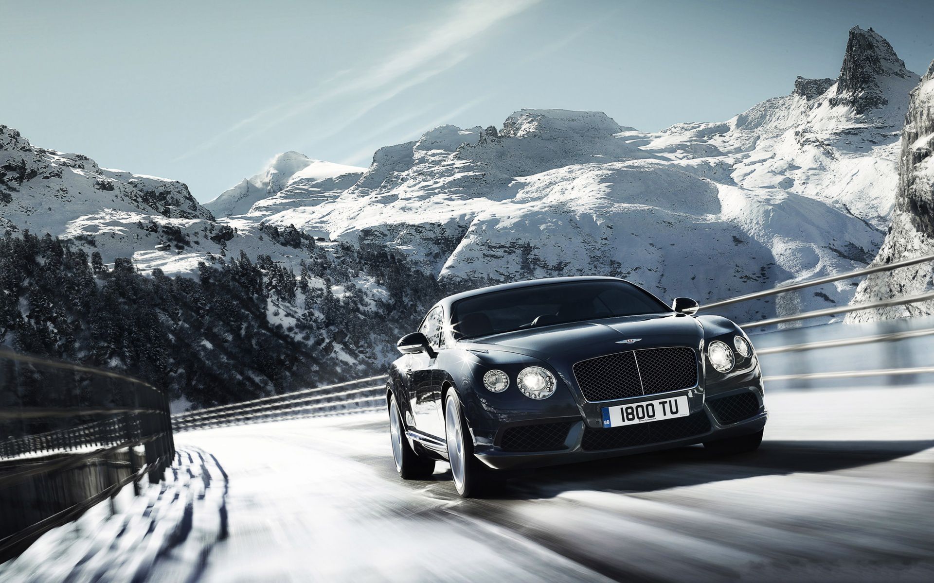 Descargar fondos de escritorio de Bentley Continental Gt V8 HD