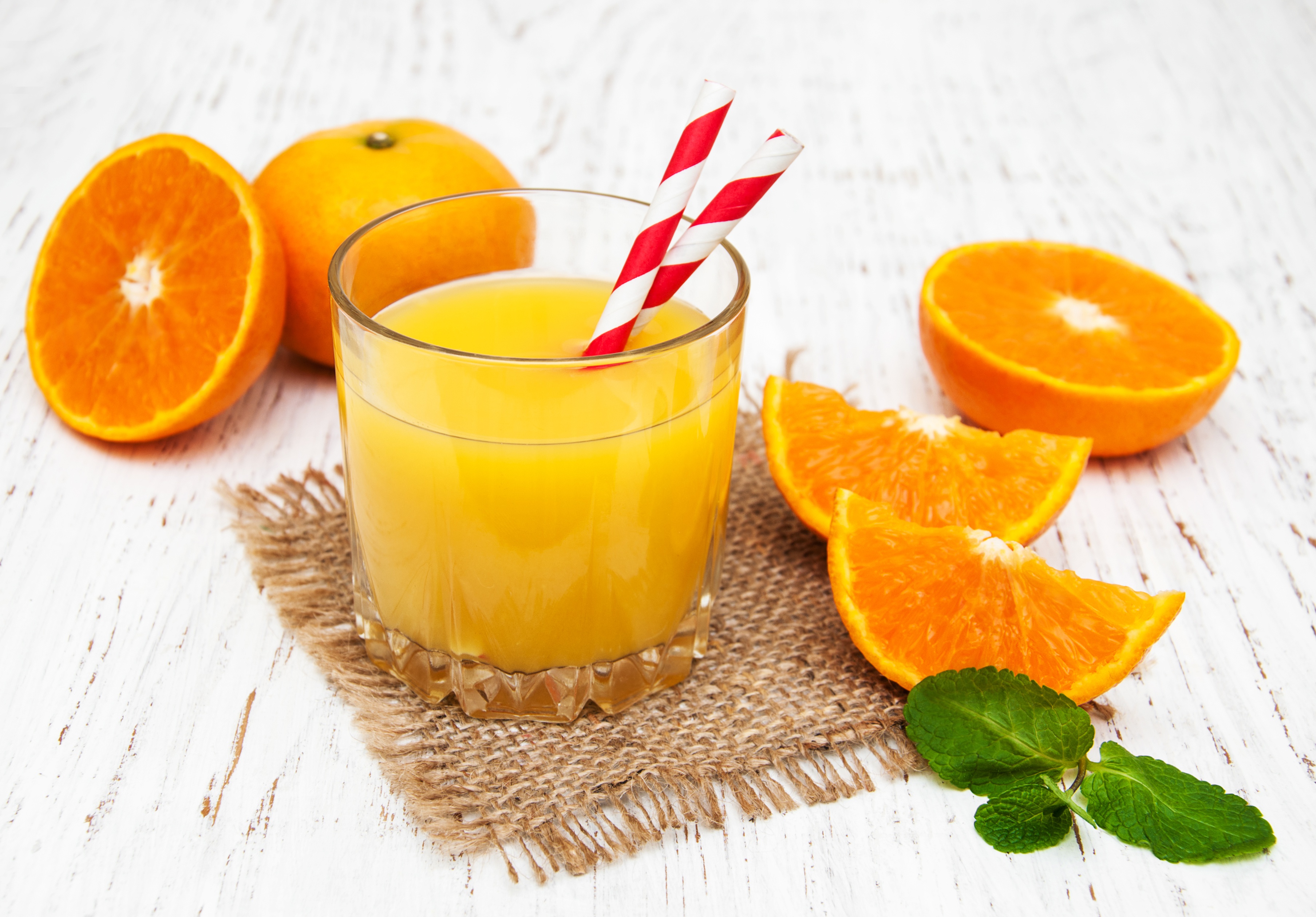 Laden Sie das Glas, Saft, Nahrungsmittel, Stillleben, Getränk, Orange (Obst)-Bild kostenlos auf Ihren PC-Desktop herunter