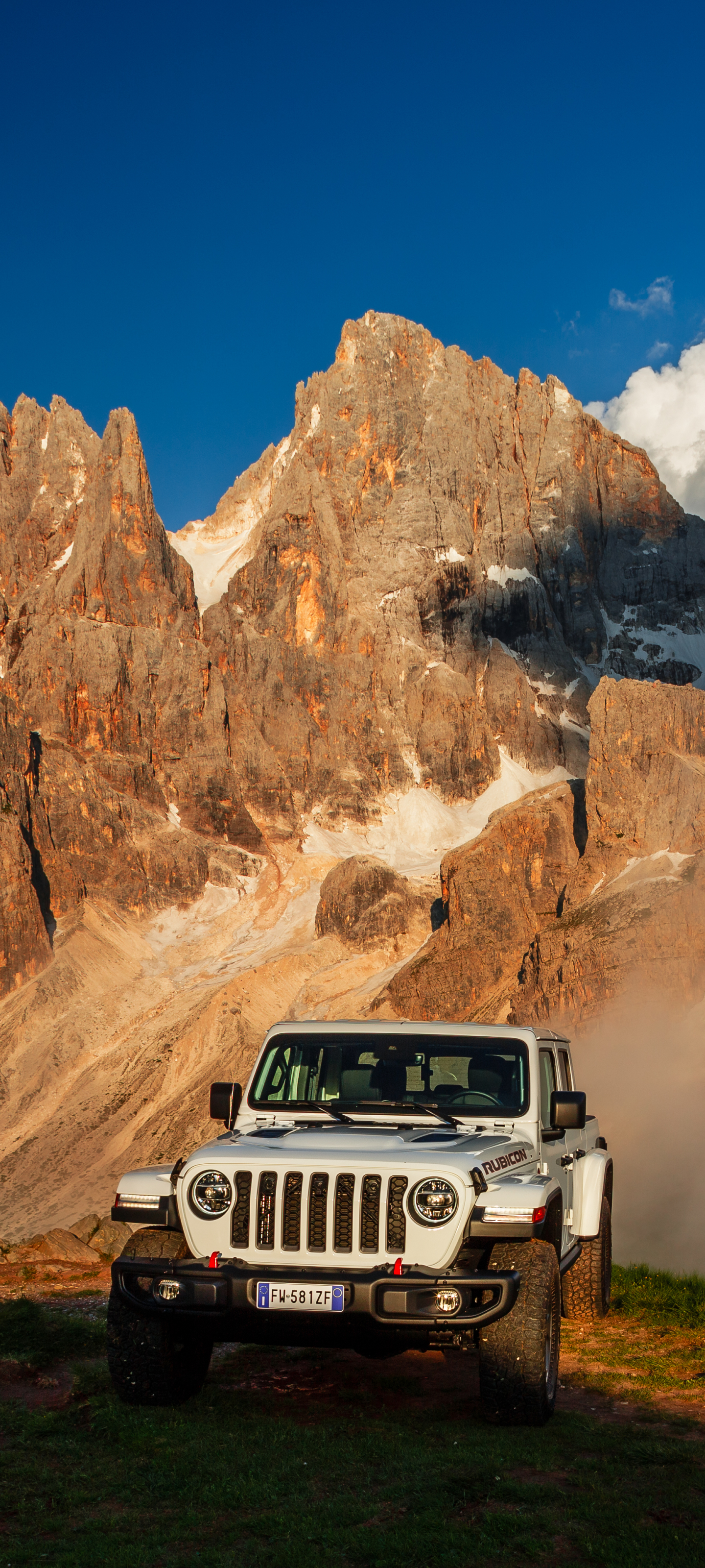 Download mobile wallpaper Car, Jeep, Vehicles, White Car, Jeep Gladiator for free.