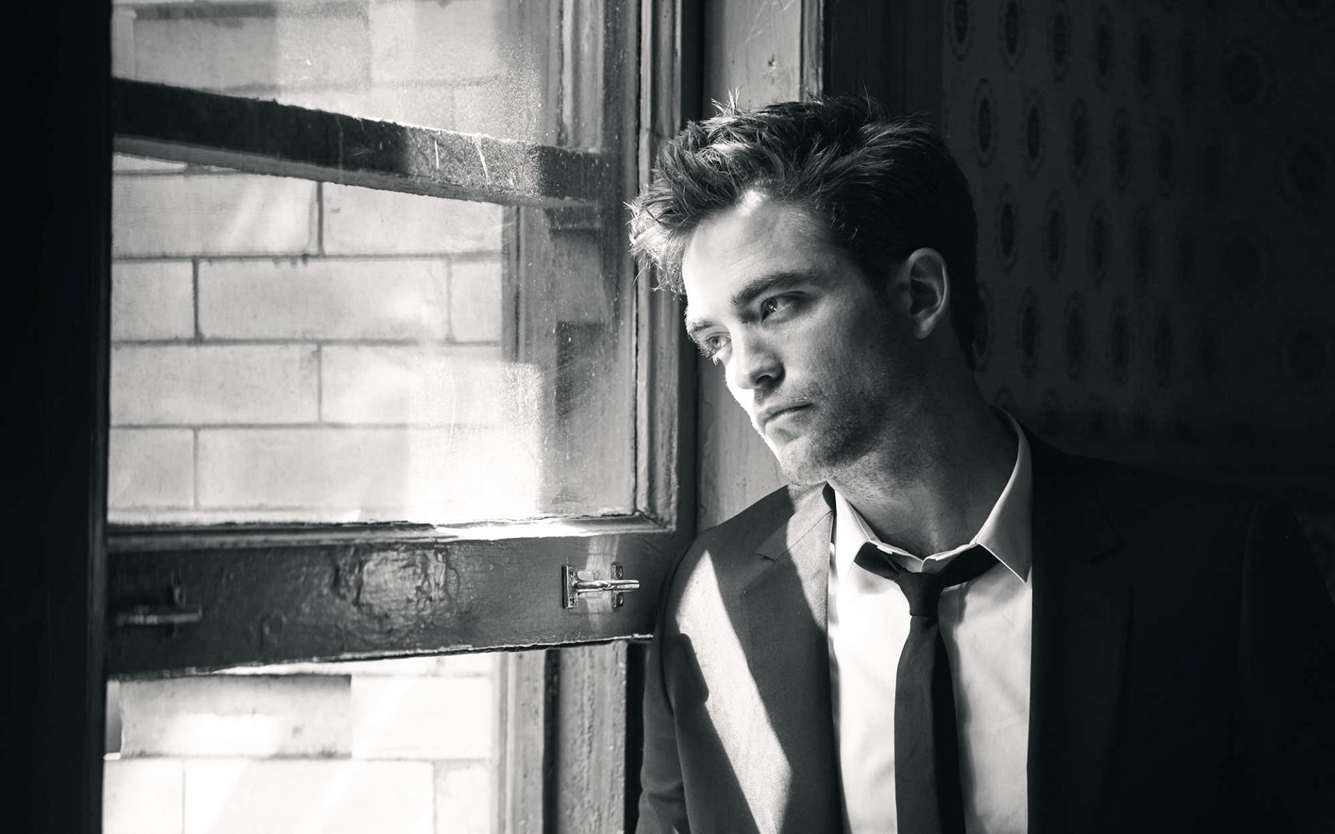 Download mobile wallpaper Robert Pattinson, Window, Celebrity, Black & White, Actor for free.