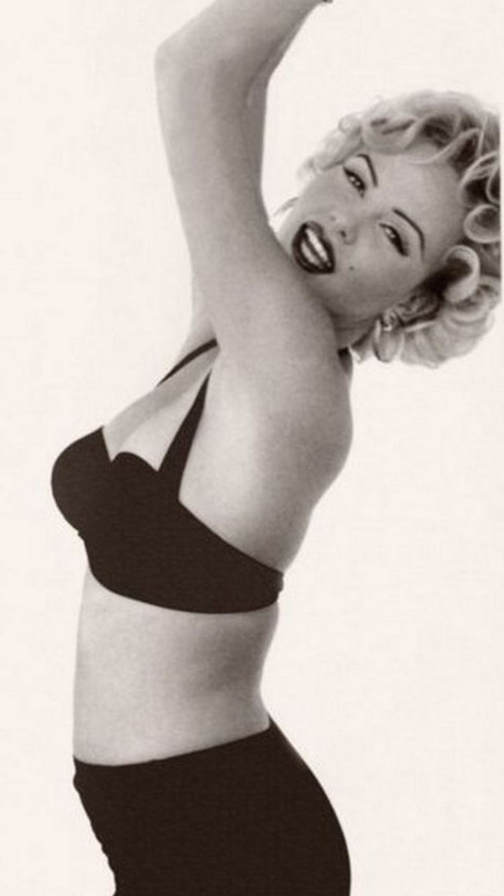Download mobile wallpaper Marilyn Monroe, Celebrity for free.