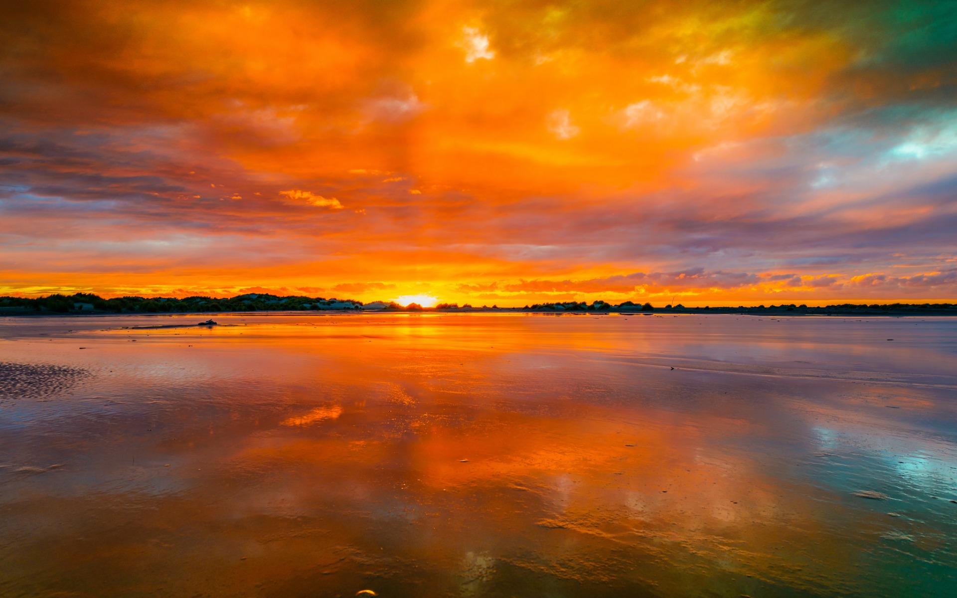 Free download wallpaper Sunset, Sun, Beach, Horizon, Earth, Orange (Color) on your PC desktop