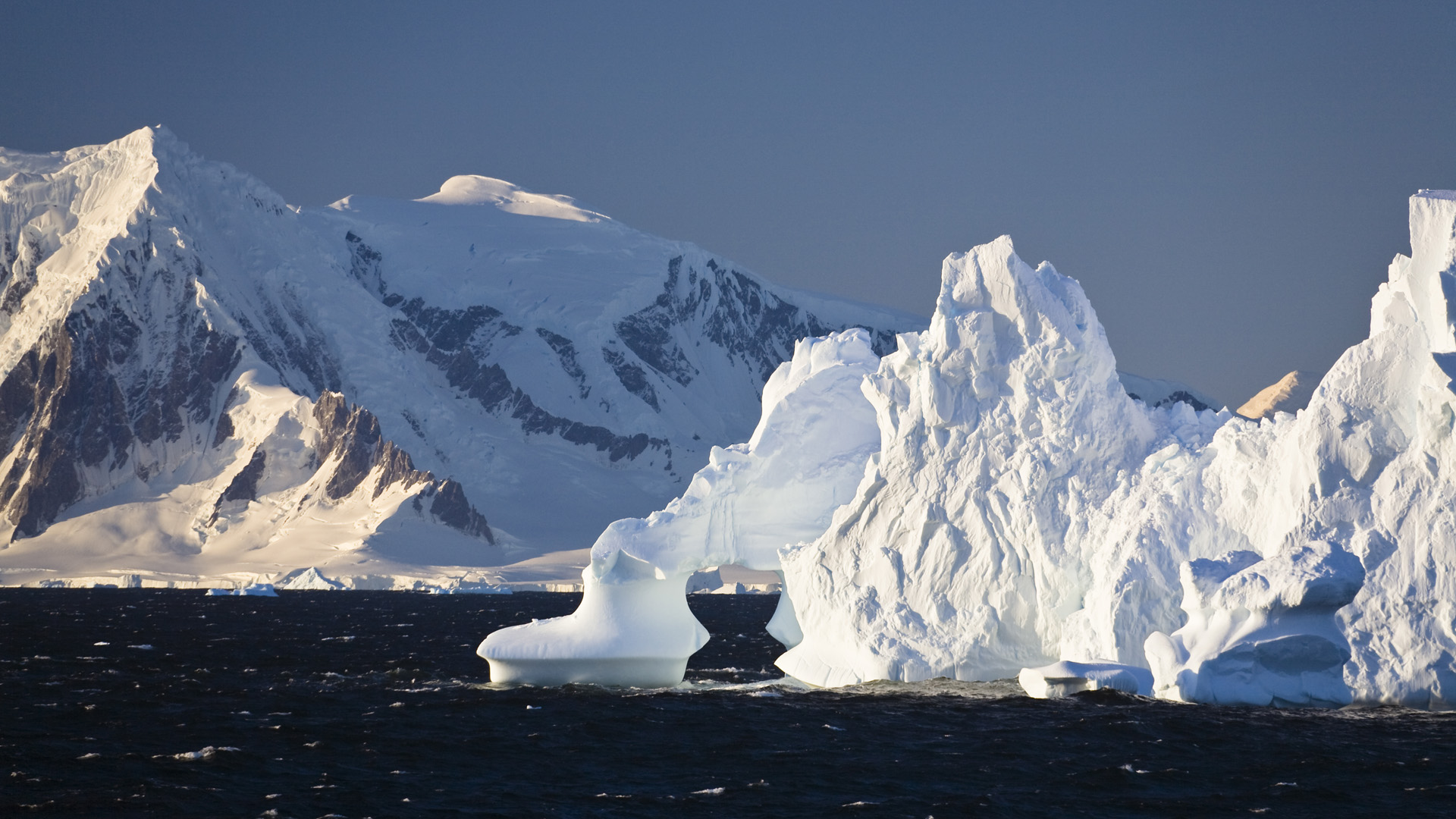 243711 descargar fondo de pantalla tierra/naturaleza, iceberg: protectores de pantalla e imágenes gratis