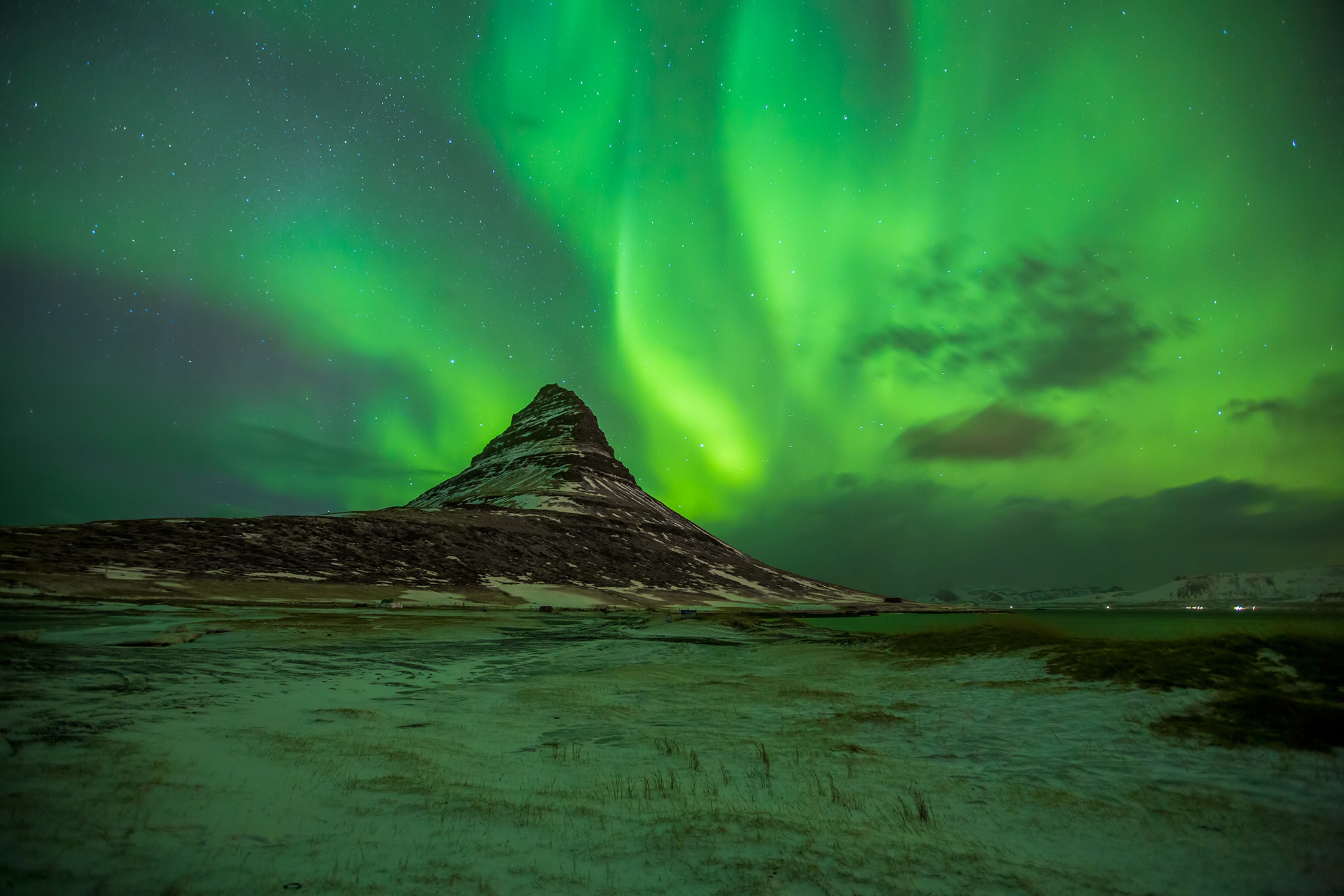 Descarga gratuita de fondo de pantalla para móvil de Aurora Boreal, Tierra/naturaleza.