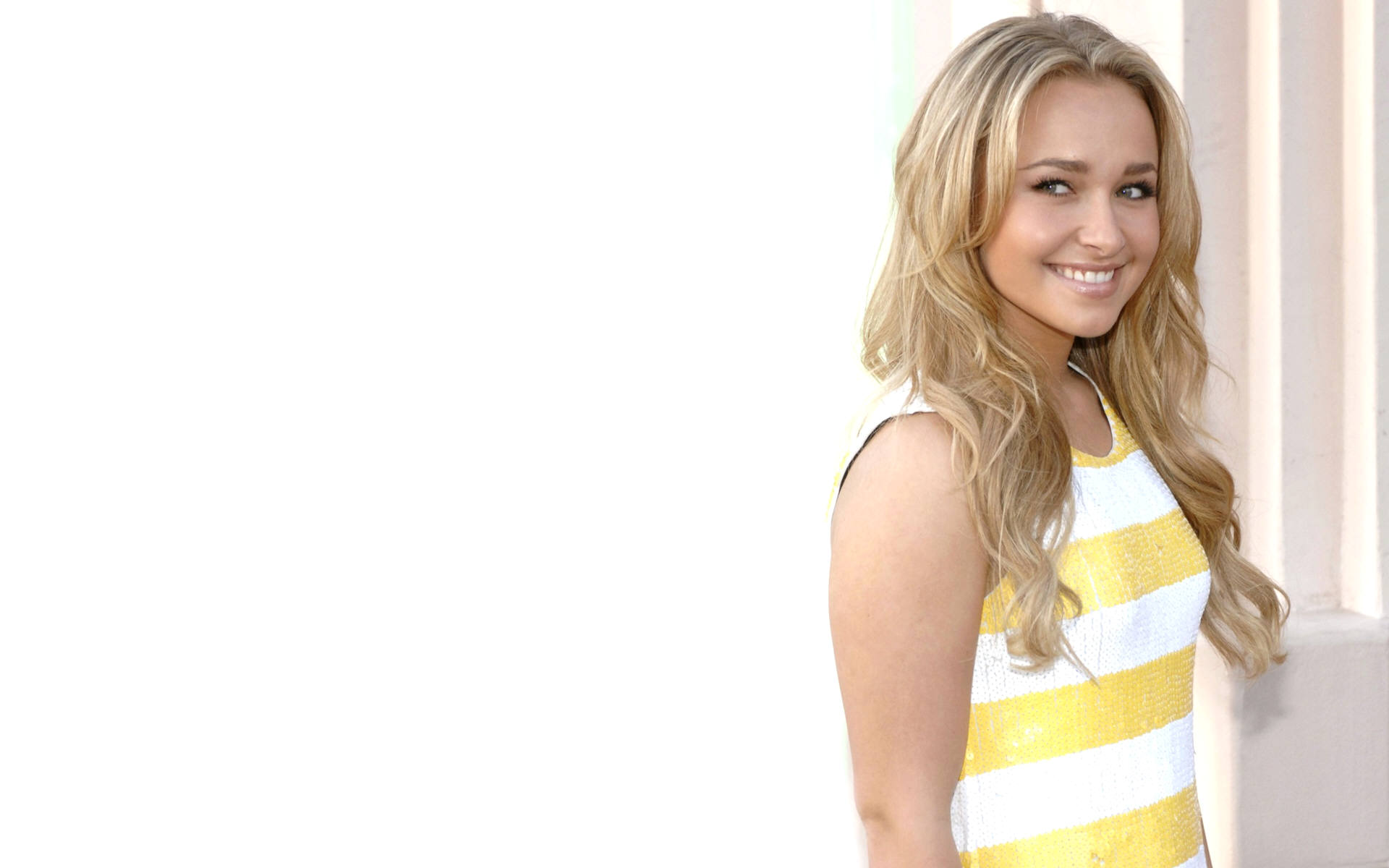 Download mobile wallpaper Celebrity, Hayden Panettiere for free.