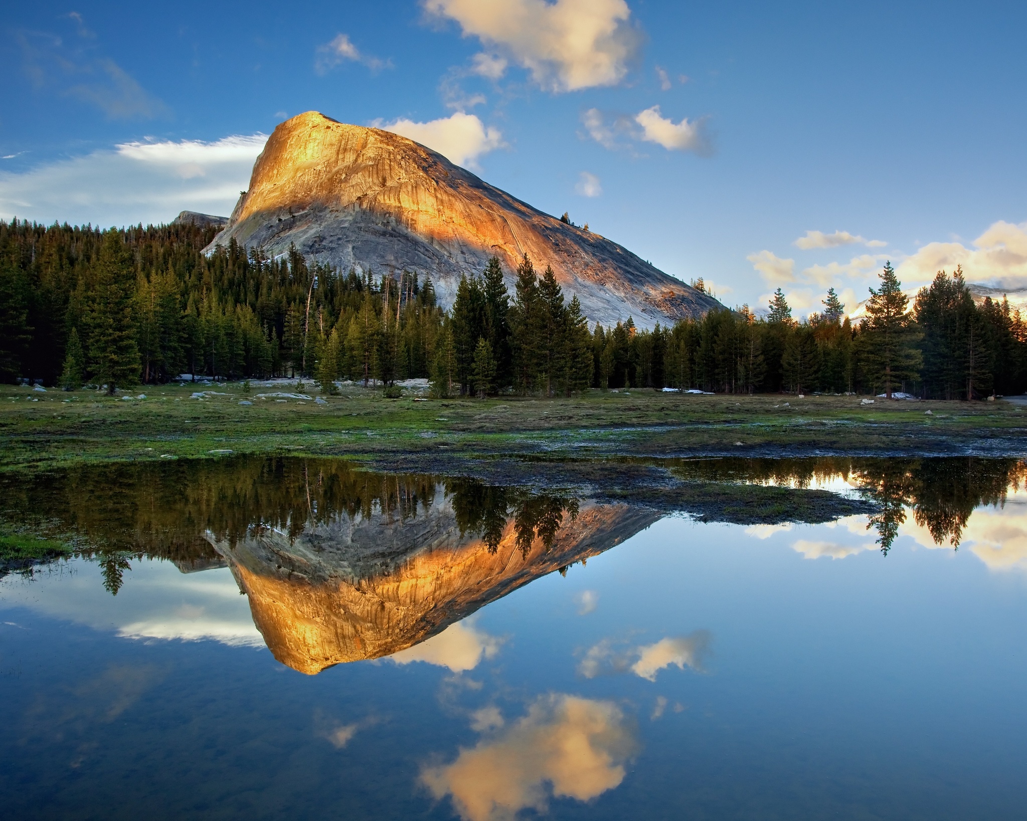 Free download wallpaper Nature, Mountain, Lake, Reflection, Earth, Cloud on your PC desktop