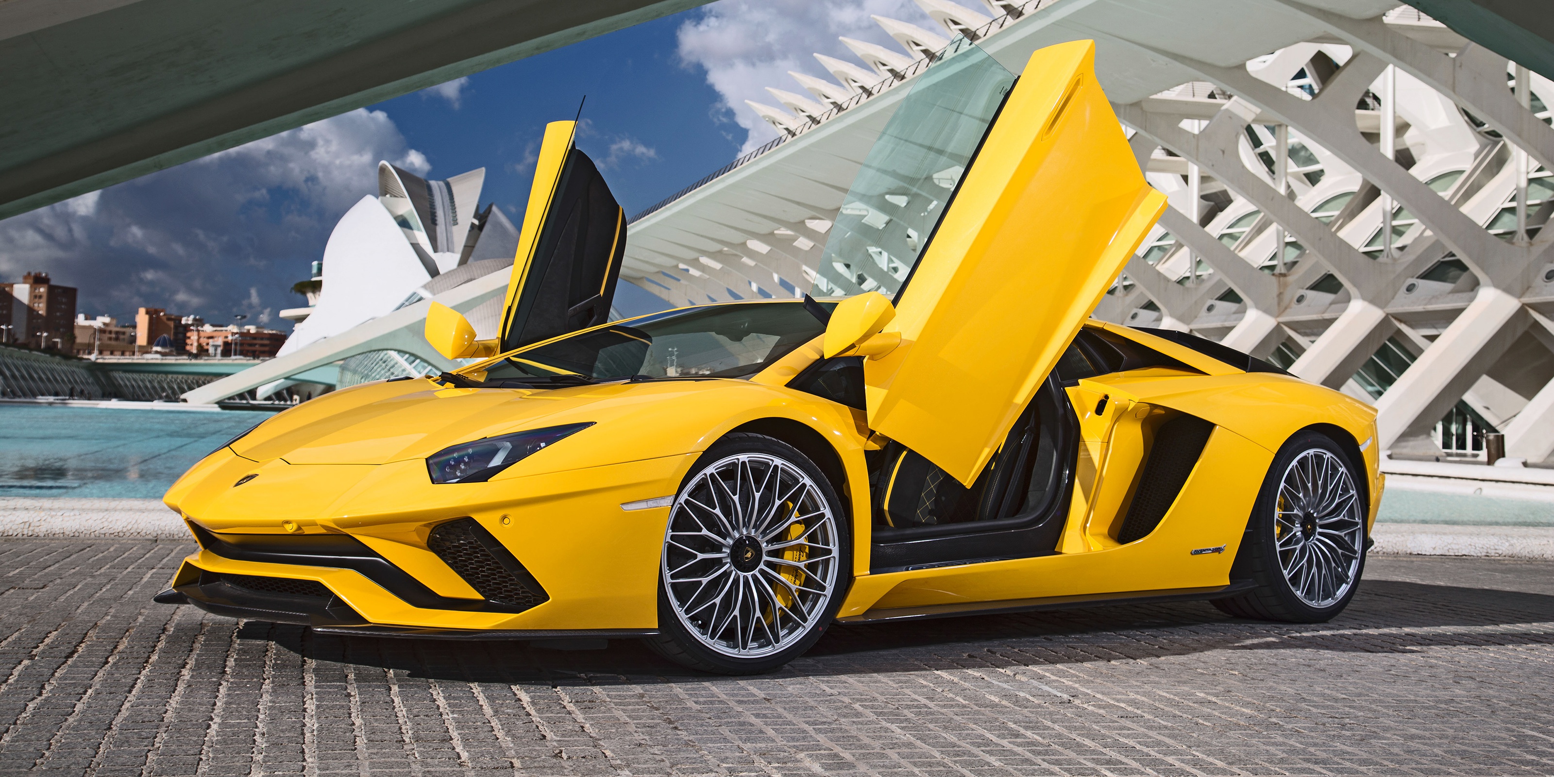 Free download wallpaper Lamborghini, Car, Supercar, Vehicles, Yellow Car, Lamborghini Aventador S on your PC desktop