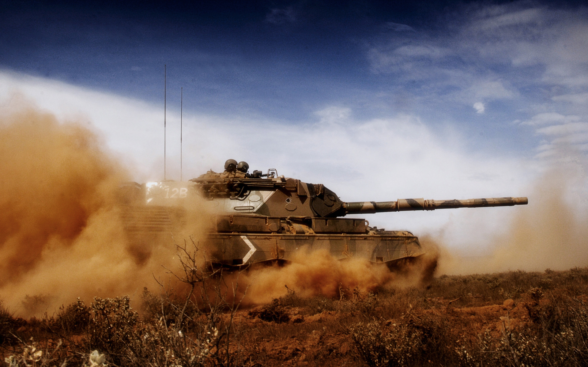 Download mobile wallpaper Transport, Tanks, Weapon for free.