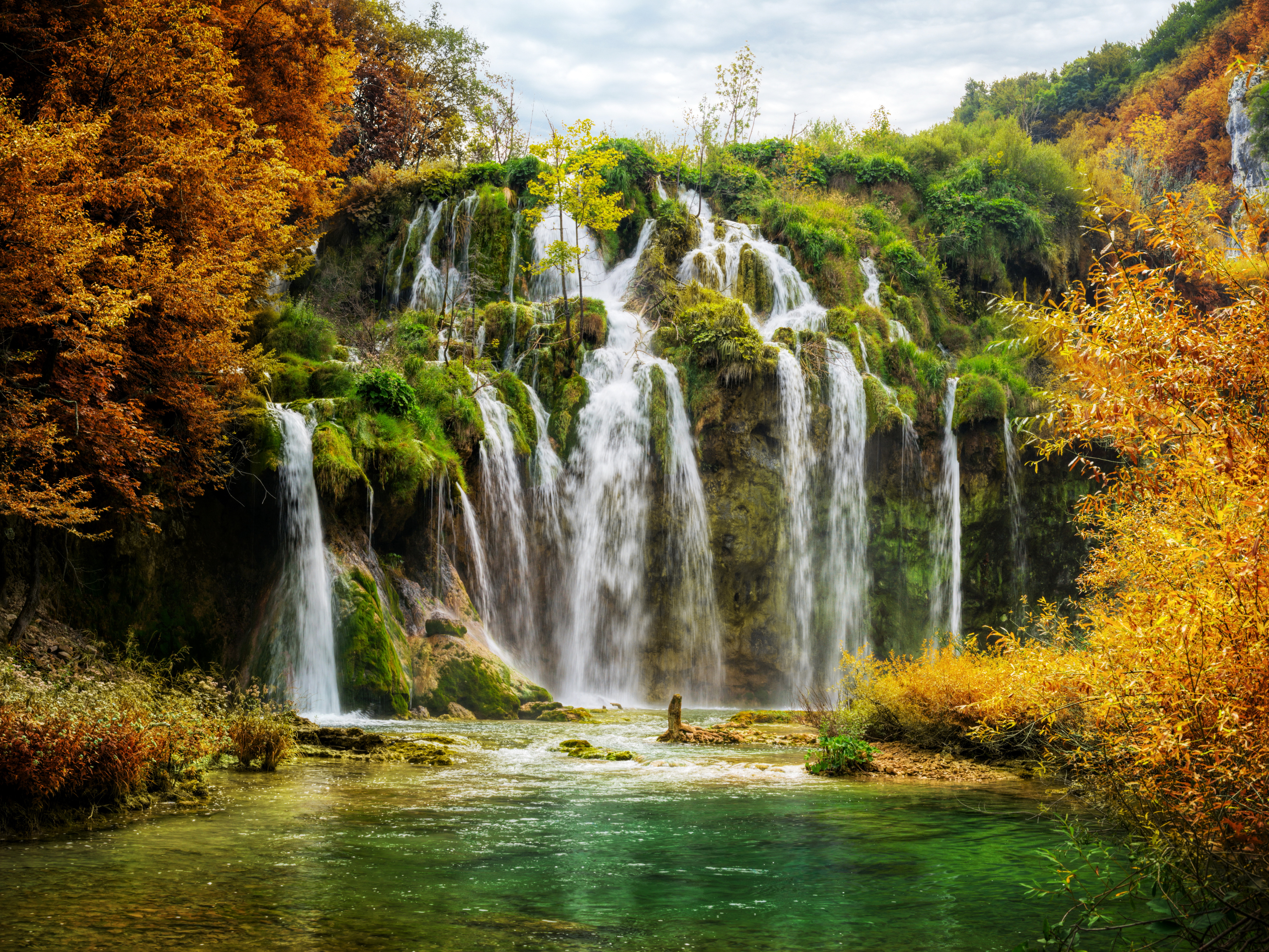 Free download wallpaper Waterfalls, Waterfall, Forest, Earth on your PC desktop