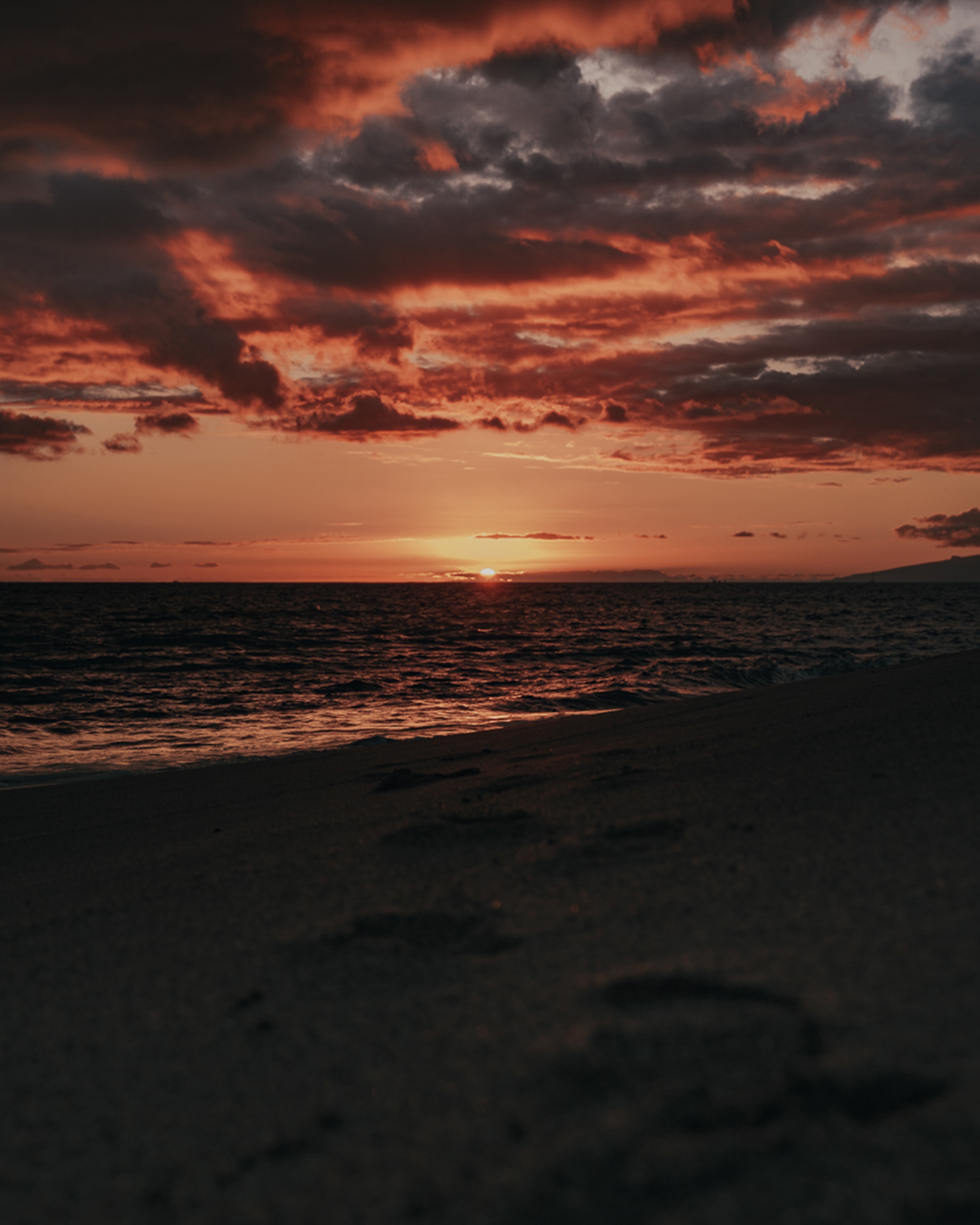 Free download wallpaper Sunset, Dusk, Evening, Holidays, Sea, Twilight, Beach on your PC desktop