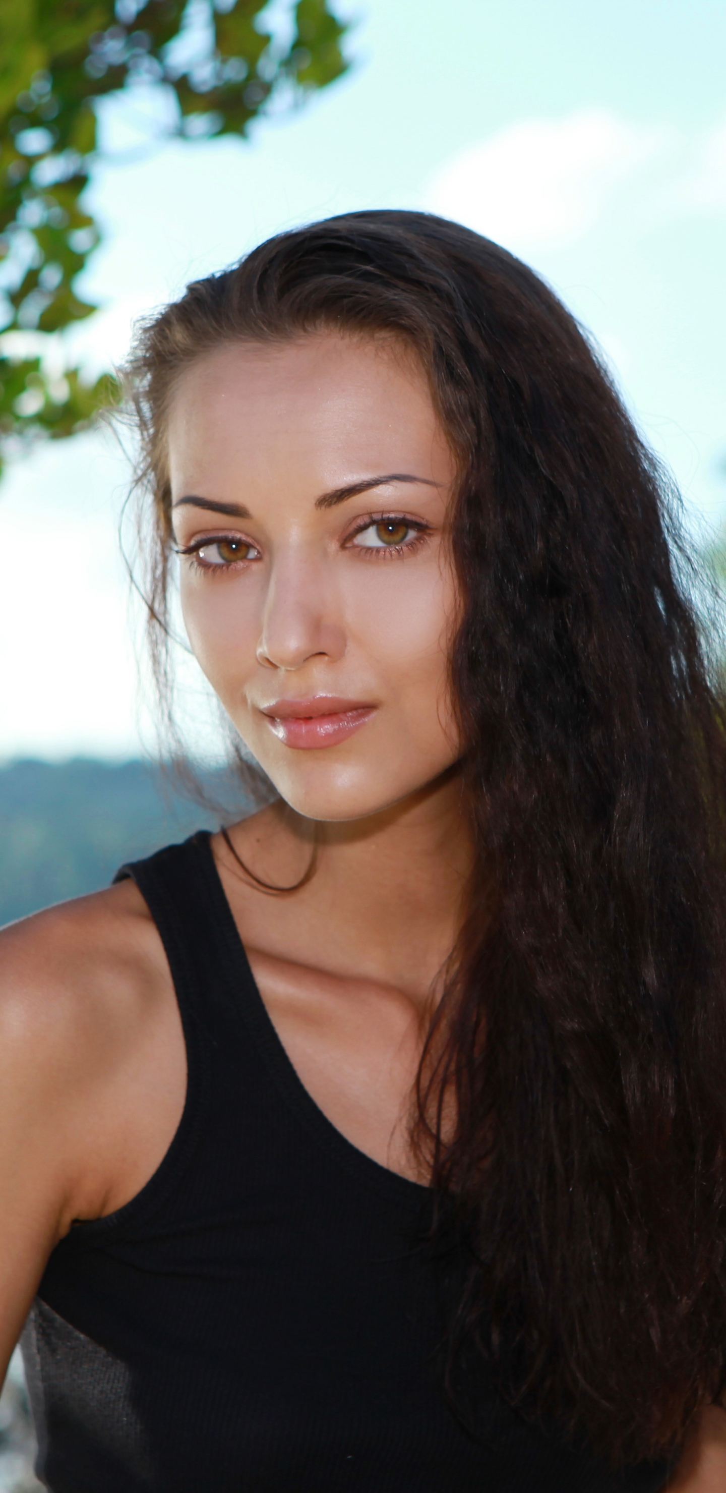 Handy-Wallpaper Modell, Frauen, Braune Augen, Lange Haare, Braune Haare, Anna Sbitnaja kostenlos herunterladen.
