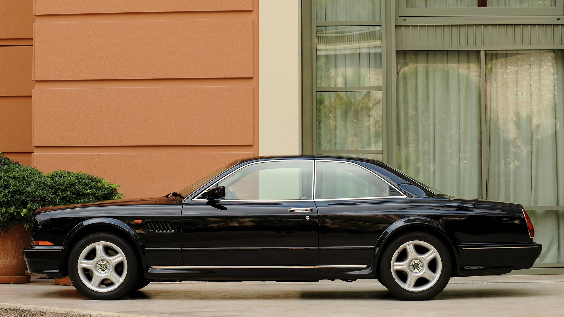 Die besten Bentley Continental R Mulliner-Hintergründe für den Telefonbildschirm