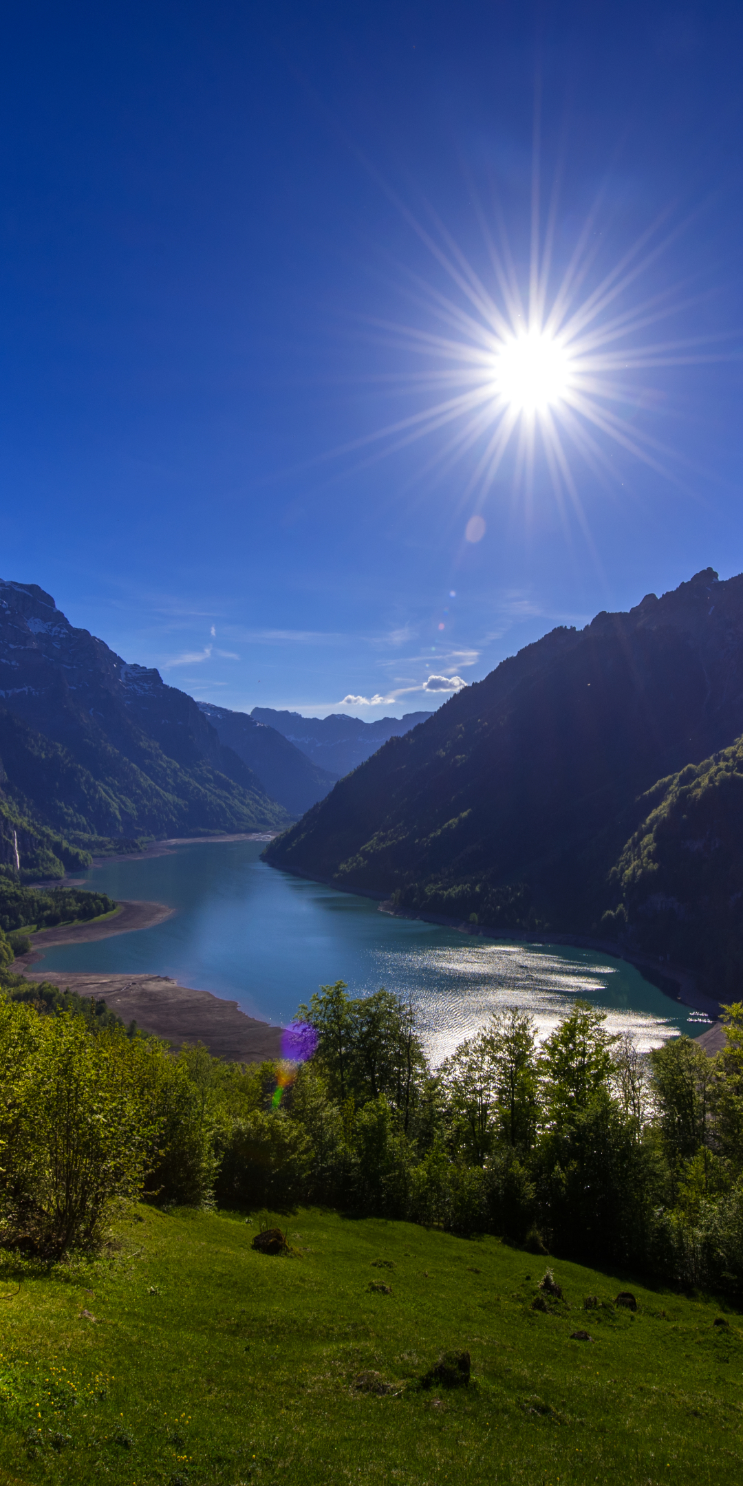 Handy-Wallpaper Landschaft, Berg, See, Schweiz, Gebirge, Sonne, Erde/natur kostenlos herunterladen.