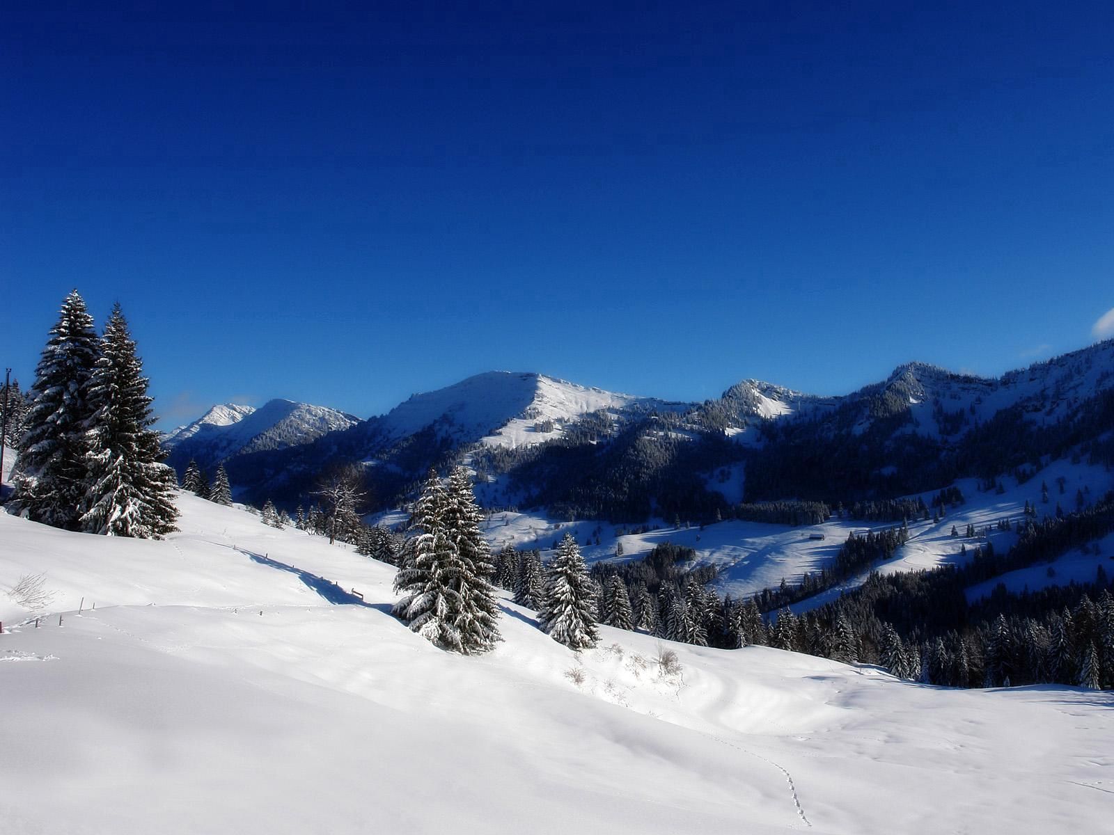 124378 Bild herunterladen winter, natur, sky, mountains, abstammung, abstieg, aß, aßen - Hintergrundbilder und Bildschirmschoner kostenlos