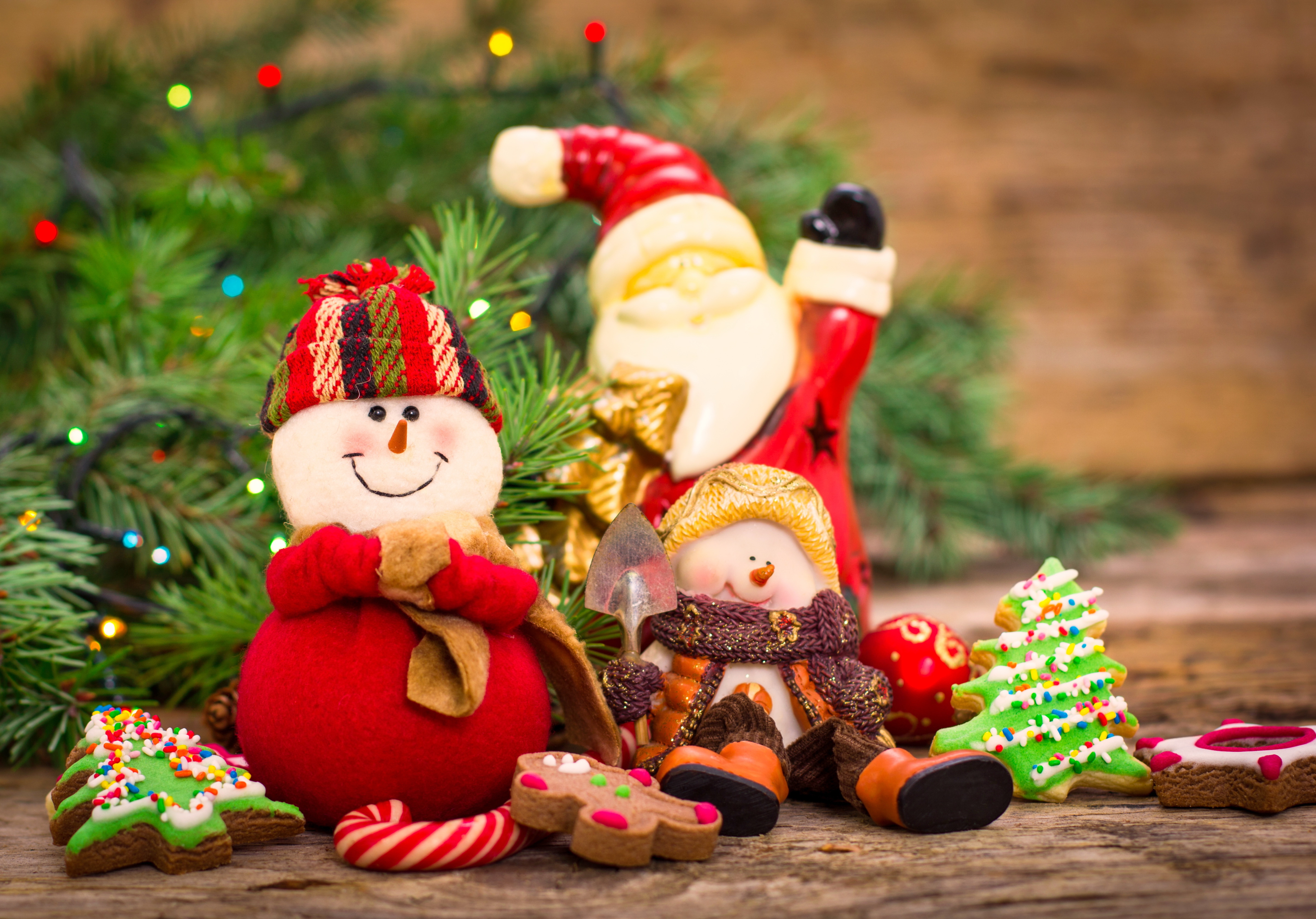 Téléchargez des papiers peints mobile Noël, Vacances, Décorations De Noël, Bonhomme De Neige, Biscuit, Pain D'épice gratuitement.