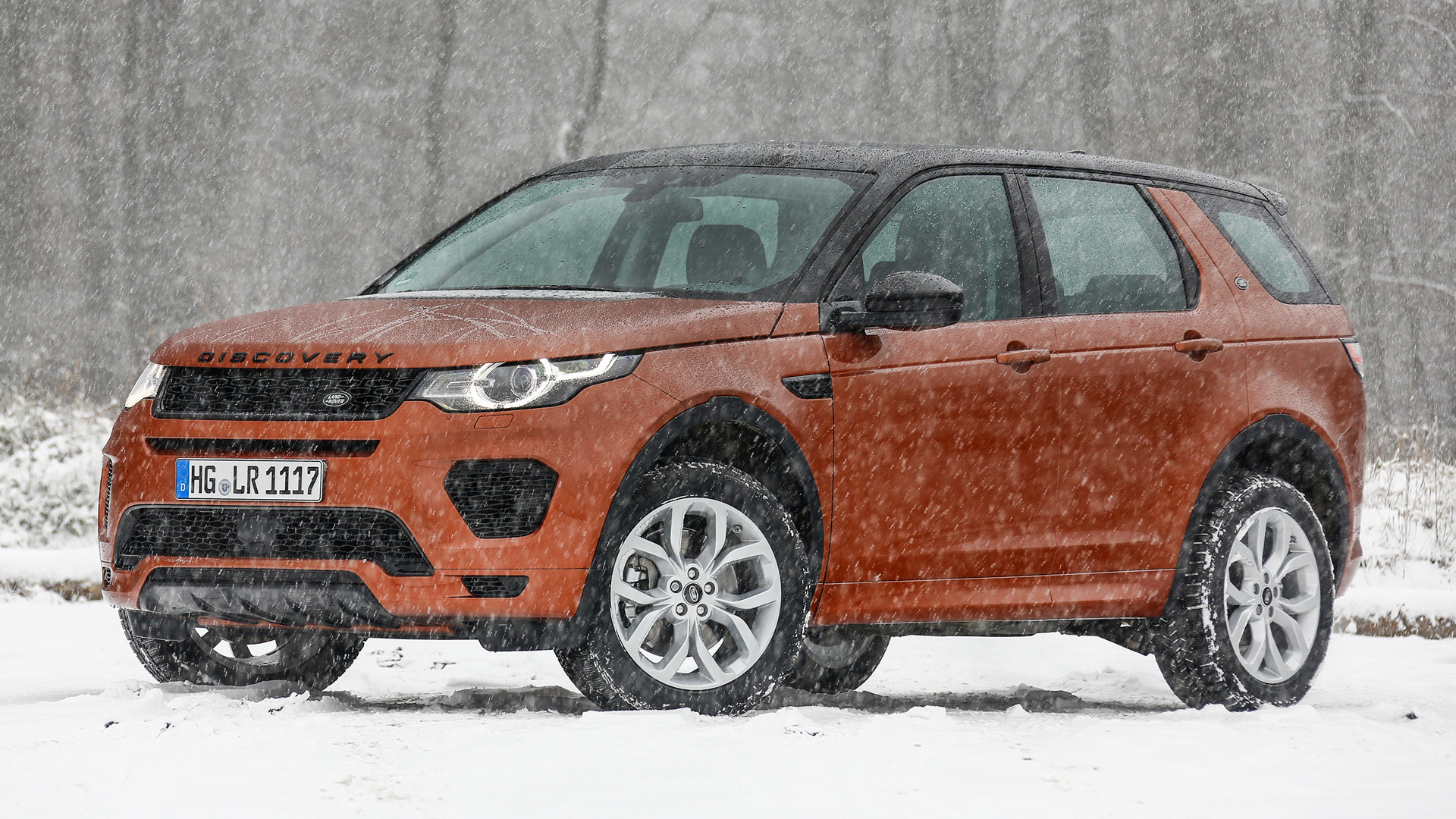 Free download wallpaper Snow, Land Rover, Car, Suv, Vehicles, Brown Car, Land Rover Discovery Sport, Crossover Car, Subcompact Car, Land Rover Discovery Sport Dynamic on your PC desktop