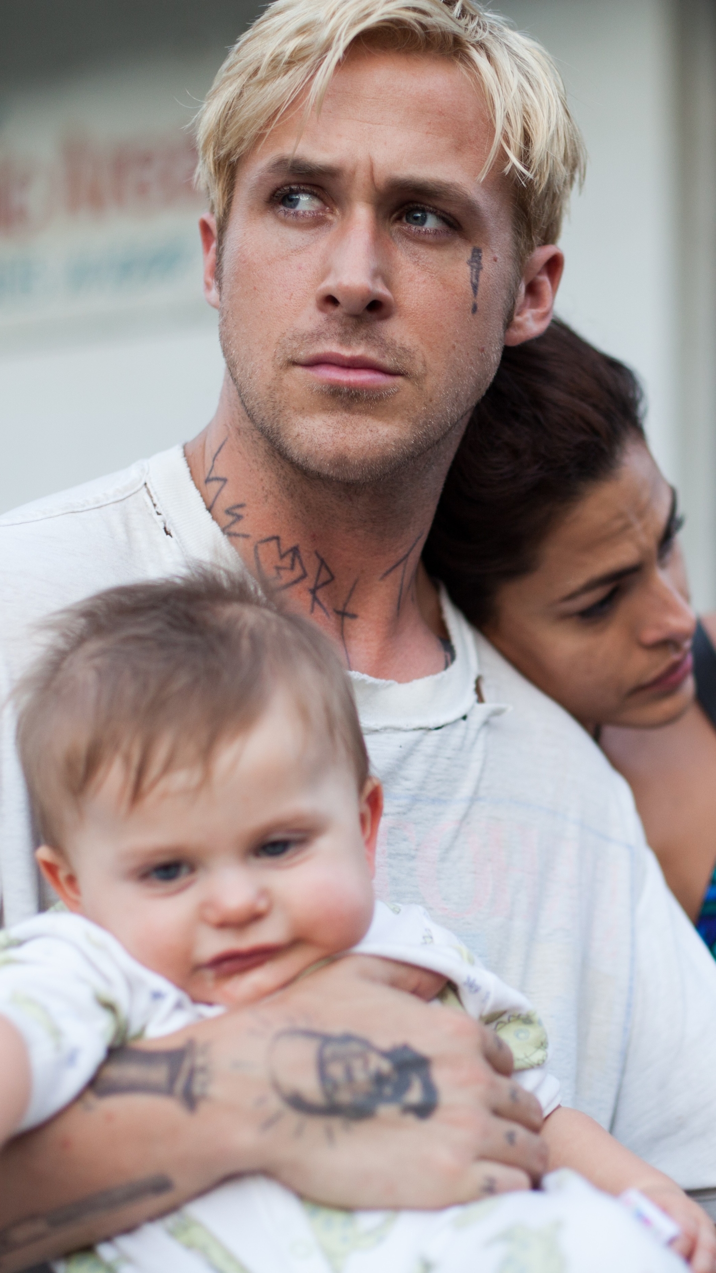 Download mobile wallpaper Ryan Gosling, Movie, Eva Mendes, Luke (The Place Beyond The Pines), The Place Beyond The Pines, Romina (The Place Beyond The Pines) for free.