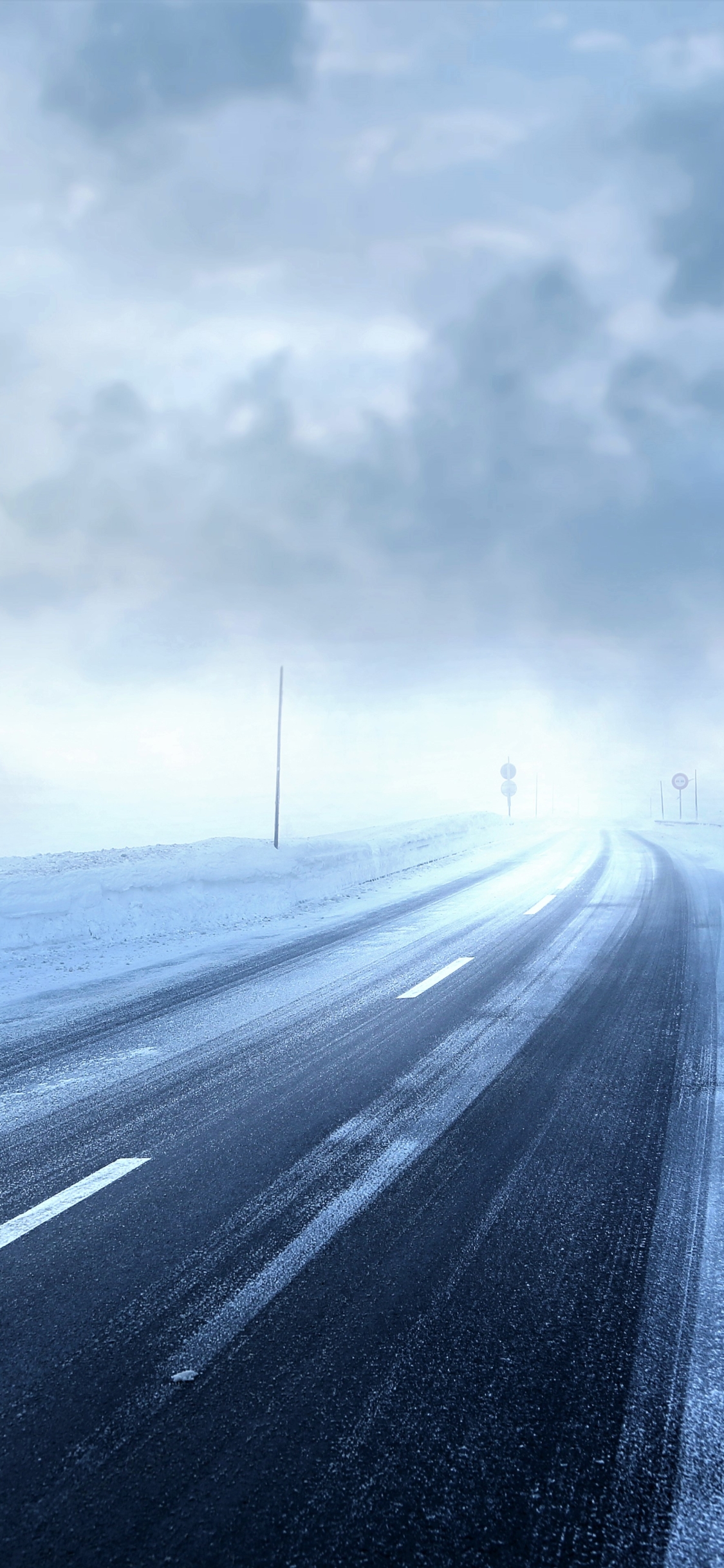 Handy-Wallpaper Winter, Schnee, Straße, Sturm, Fotografie kostenlos herunterladen.