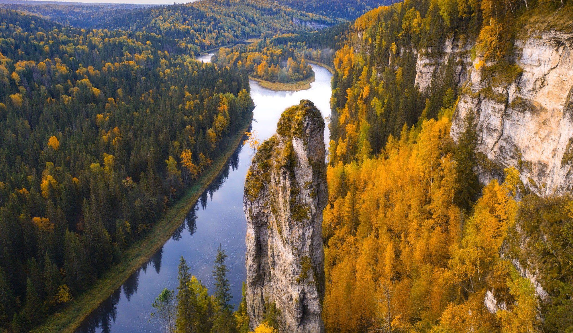 Handy-Wallpaper Herbst, Wald, Fluss, Russland, Erde/natur kostenlos herunterladen.