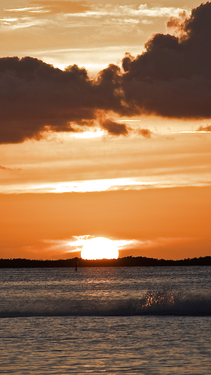 Descarga gratuita de fondo de pantalla para móvil de Naturaleza, Cielo, Sol, Amanecer, Horizonte, Nube, Tierra/naturaleza, Color Naranja).