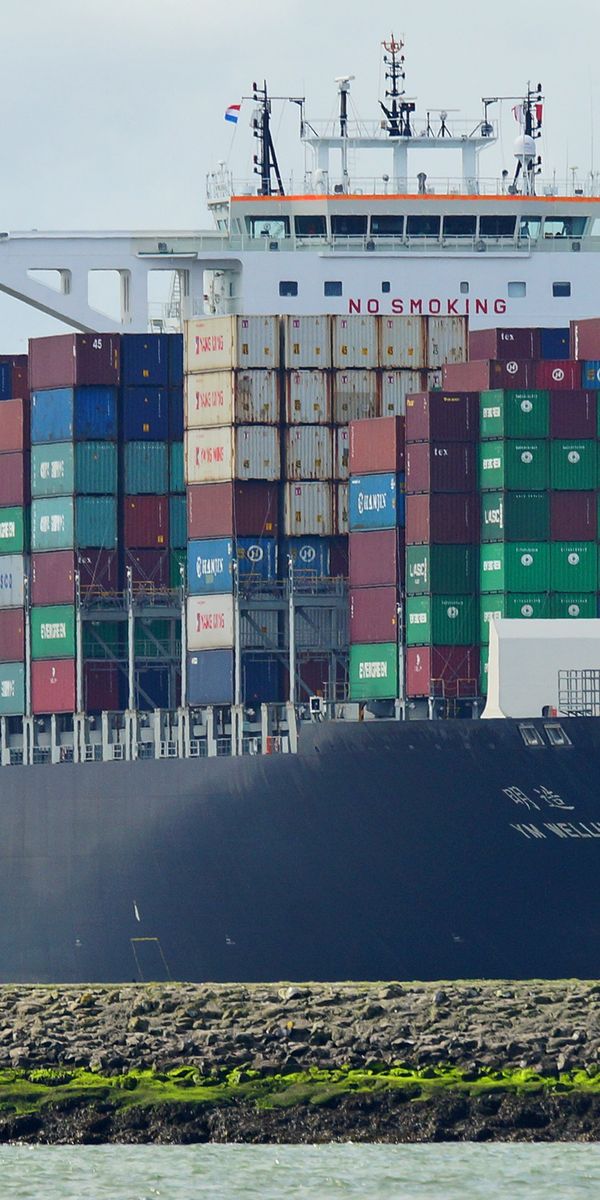 transport-ship-phone-wallpapers-free-4k-hd-downloads-mob