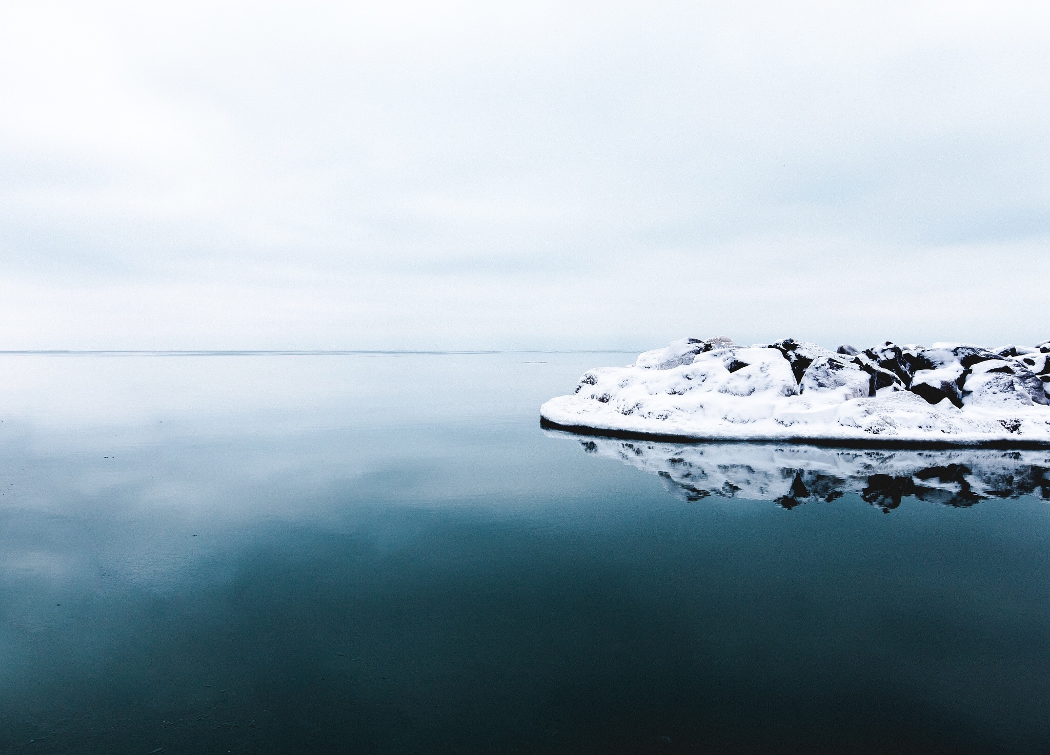 Free download wallpaper Nature, Snow, Reflection, Ice, Ocean, Iceberg on your PC desktop