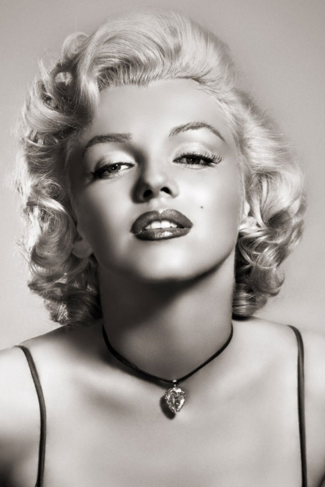 Download mobile wallpaper Marilyn Monroe, Blonde, Face, Celebrity, Black & White, Actress for free.