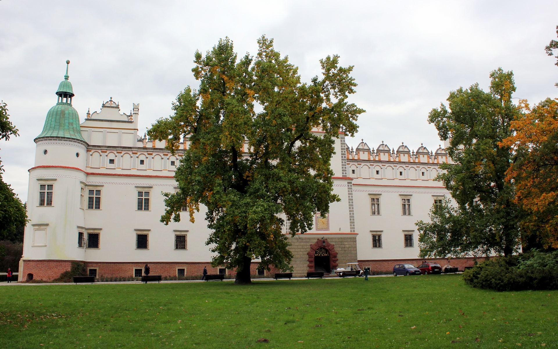 man made, baranów sandomierski castle, castles