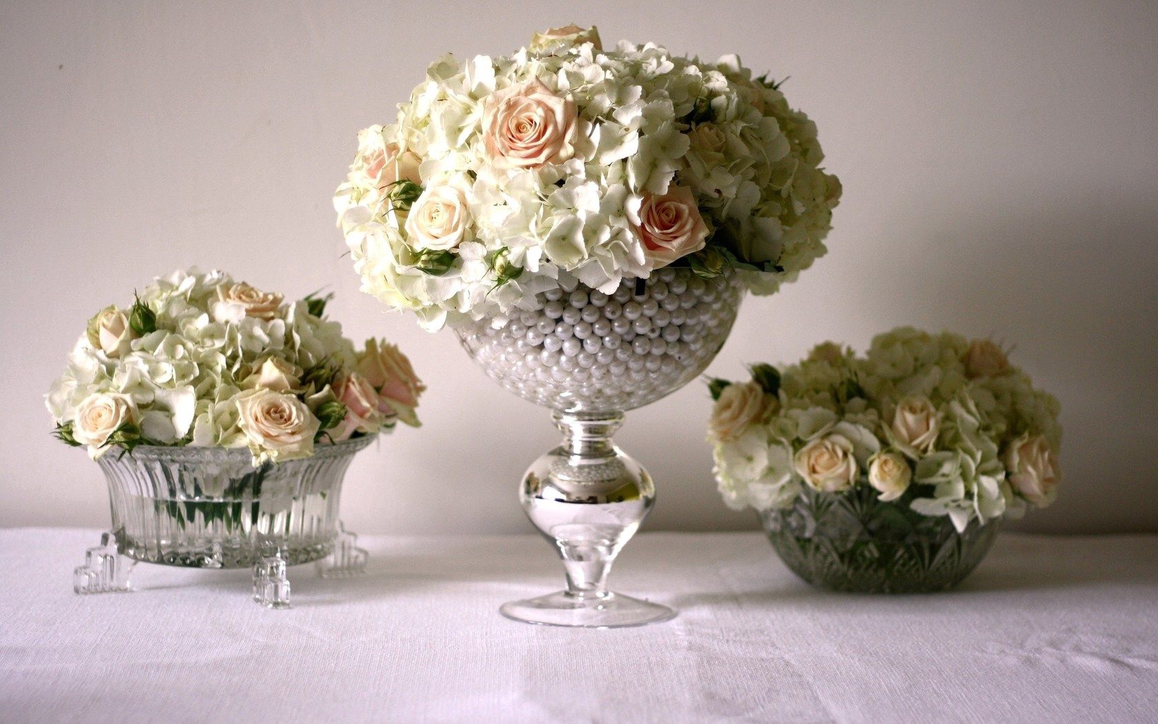 124326 Hintergrundbild herunterladen bouquets, blumen, roses, schönheit, zärtlichkeit, vasen - Bildschirmschoner und Bilder kostenlos