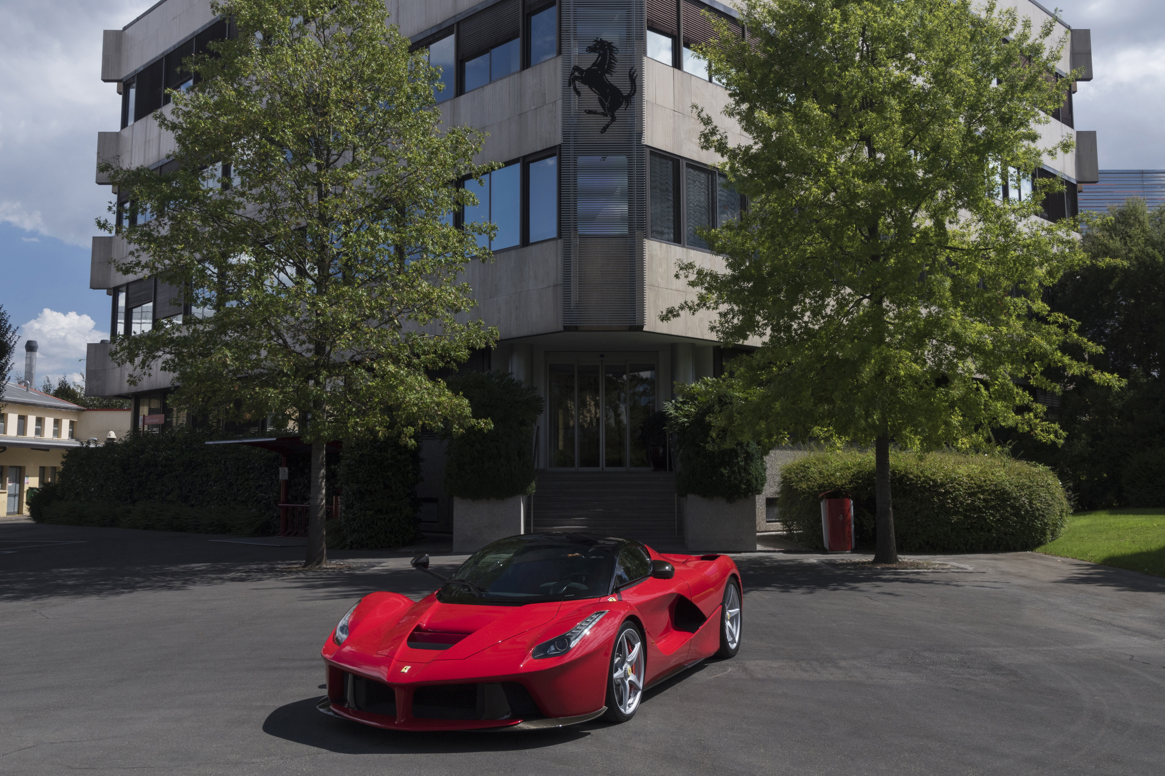 Download mobile wallpaper Ferrari, Car, Supercar, Ferrari Laferrari, Vehicles for free.
