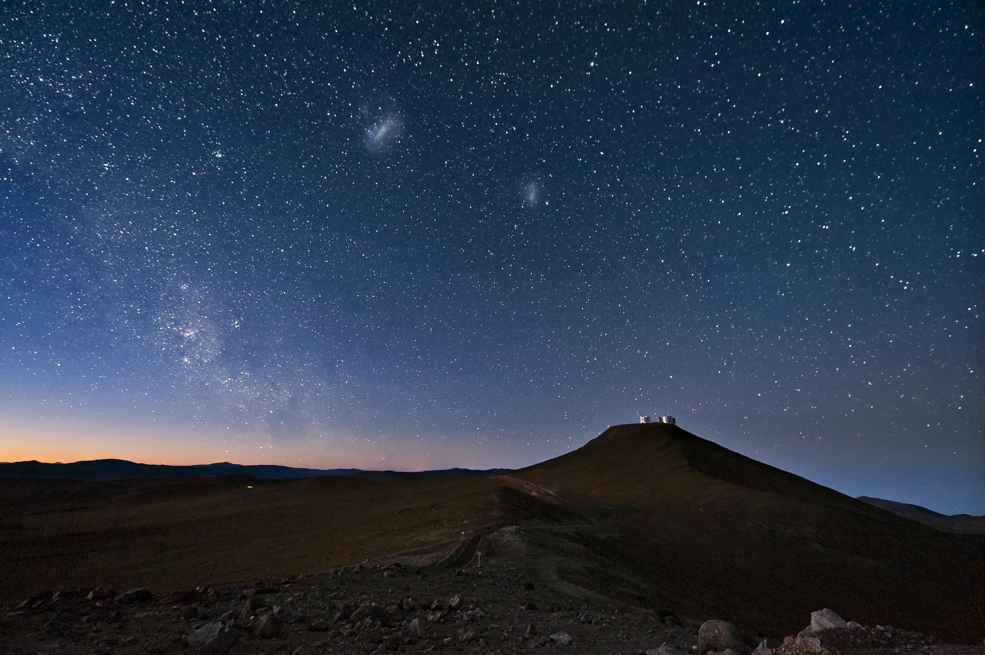 desert, constellation, night, nature, mountain, sky, sand, constellations Smartphone Background