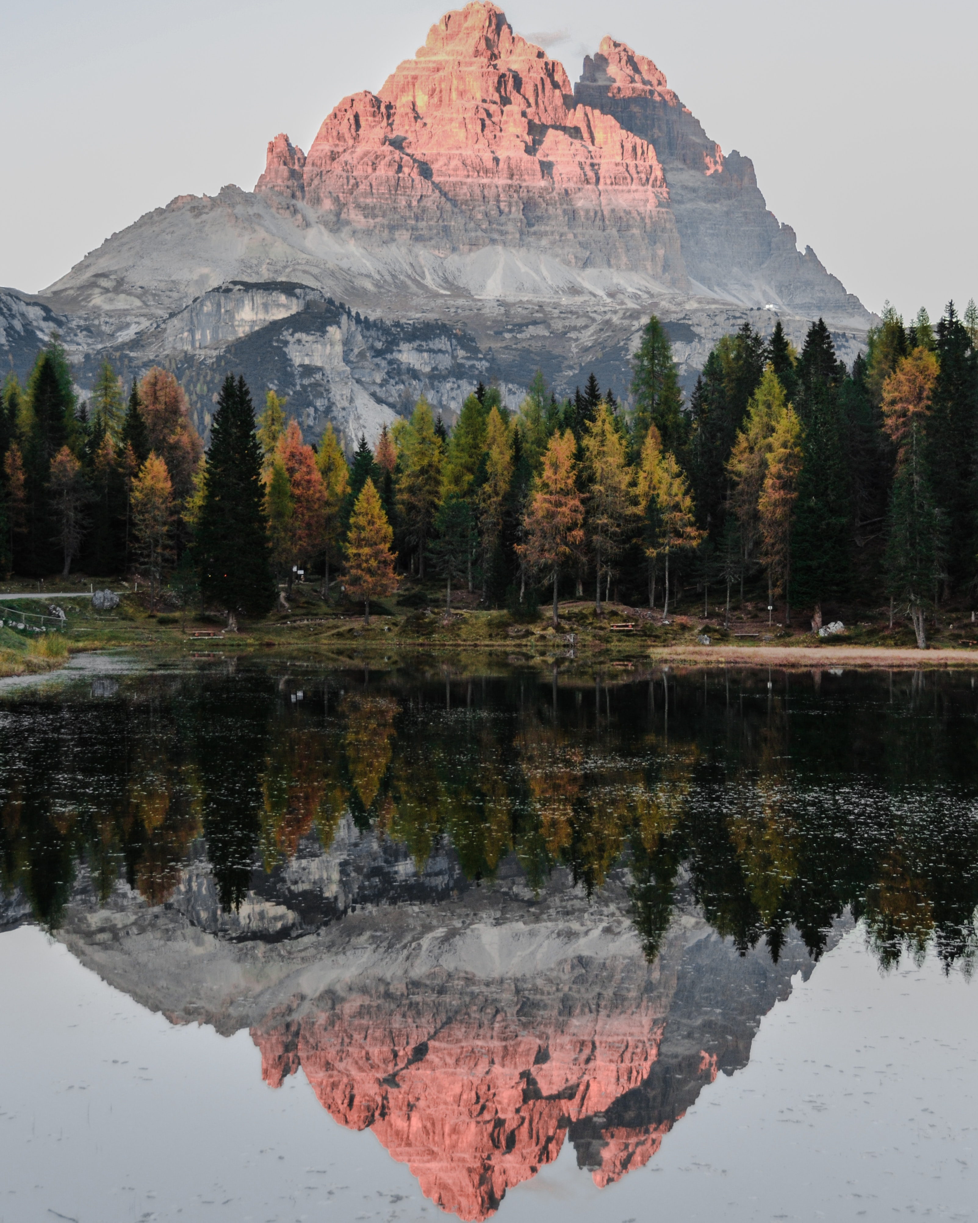 PCデスクトップに自然, 湖, 反射, 木, 山, 風景画像を無料でダウンロード