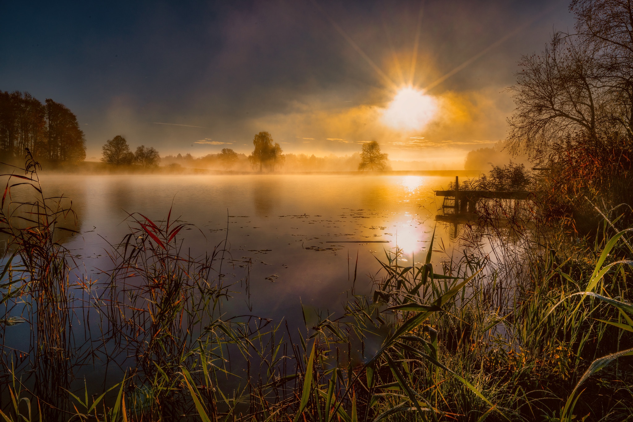 Descarga gratuita de fondo de pantalla para móvil de Sol, Lagos, Lago, Niebla, Tierra/naturaleza.