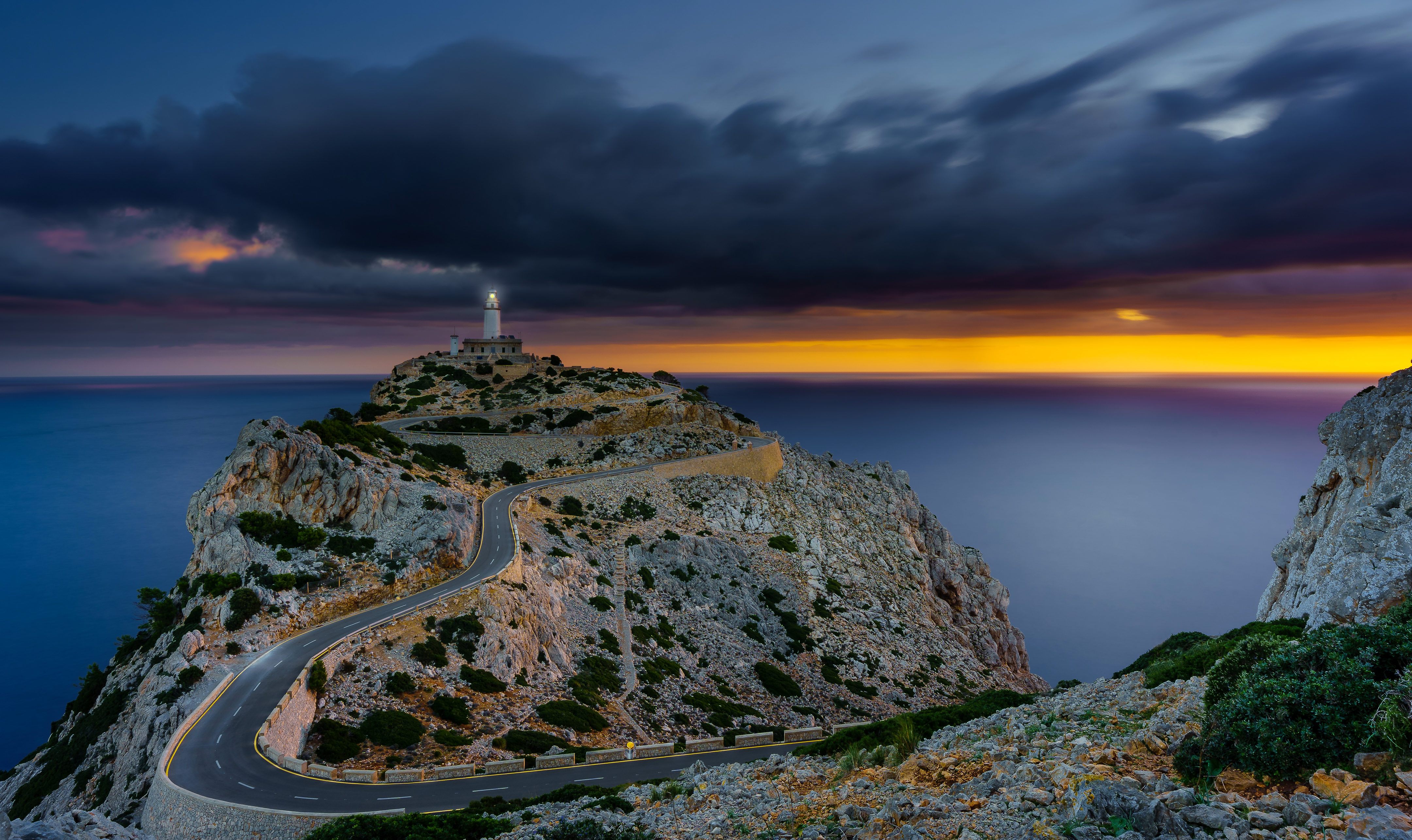 PCデスクトップに灯台, 地平線, 道, 海洋, スペイン, マンメイド画像を無料でダウンロード