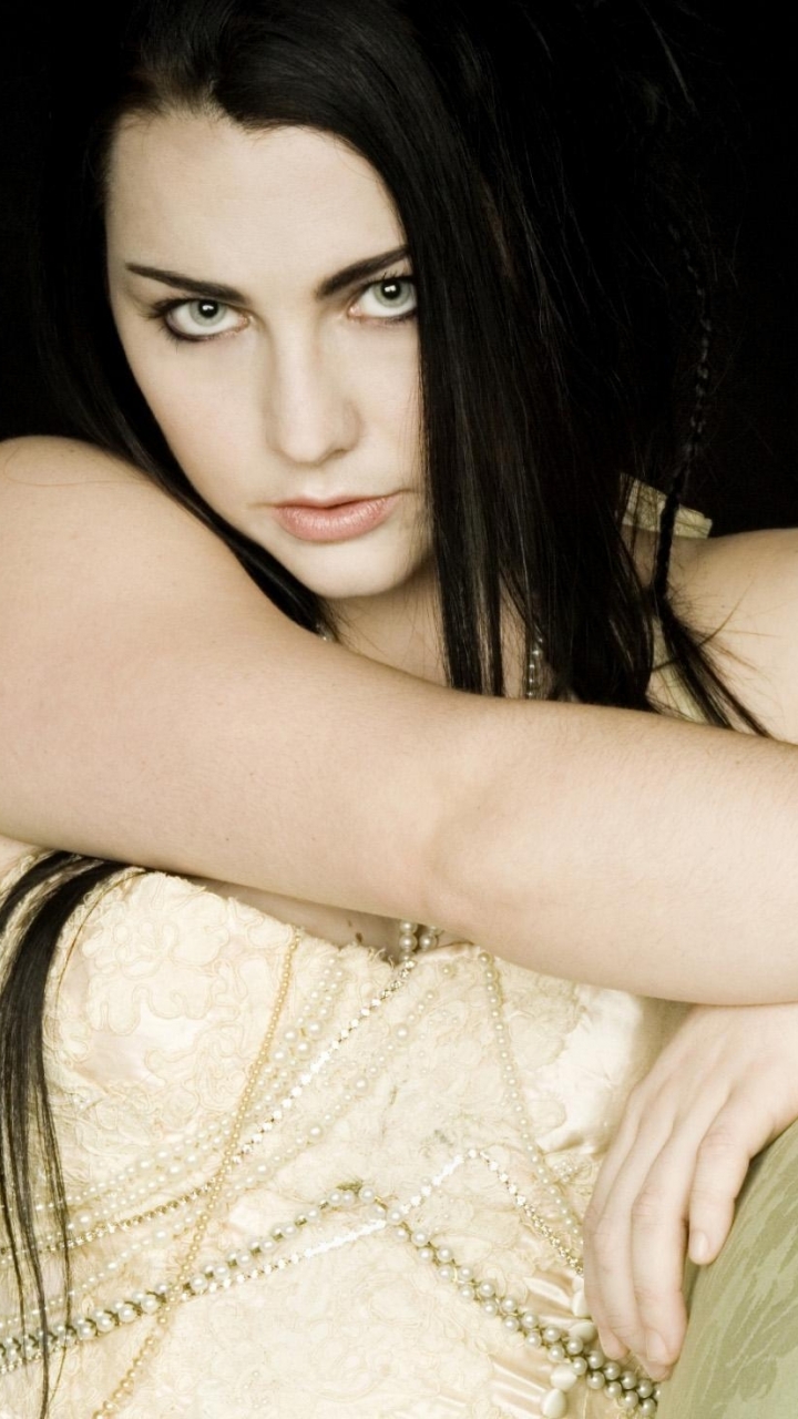 Download mobile wallpaper Music, Evanescence for free.