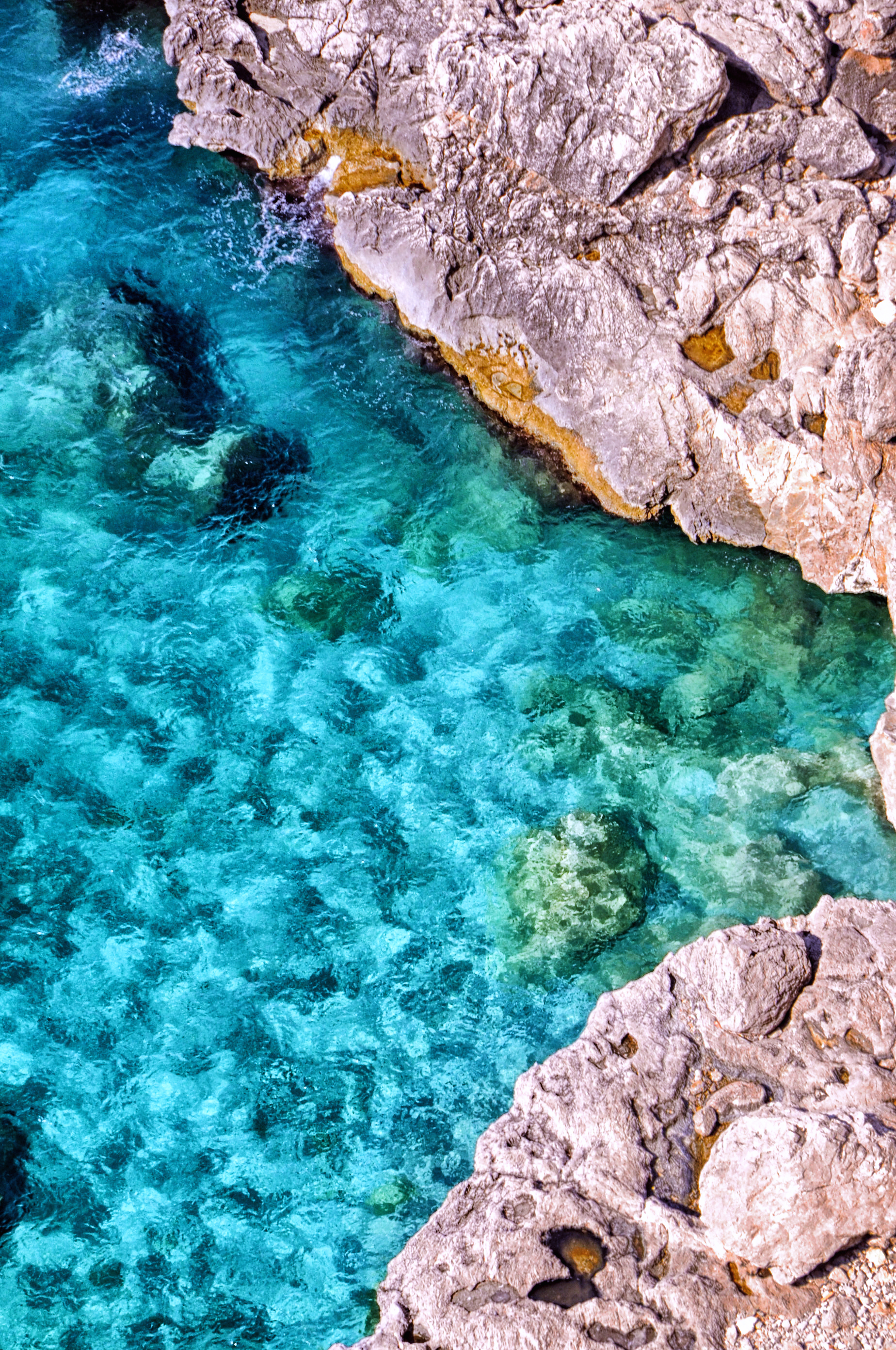 Free download wallpaper Water, Sea, Rocks, Distortion, Nature, Stones on your PC desktop