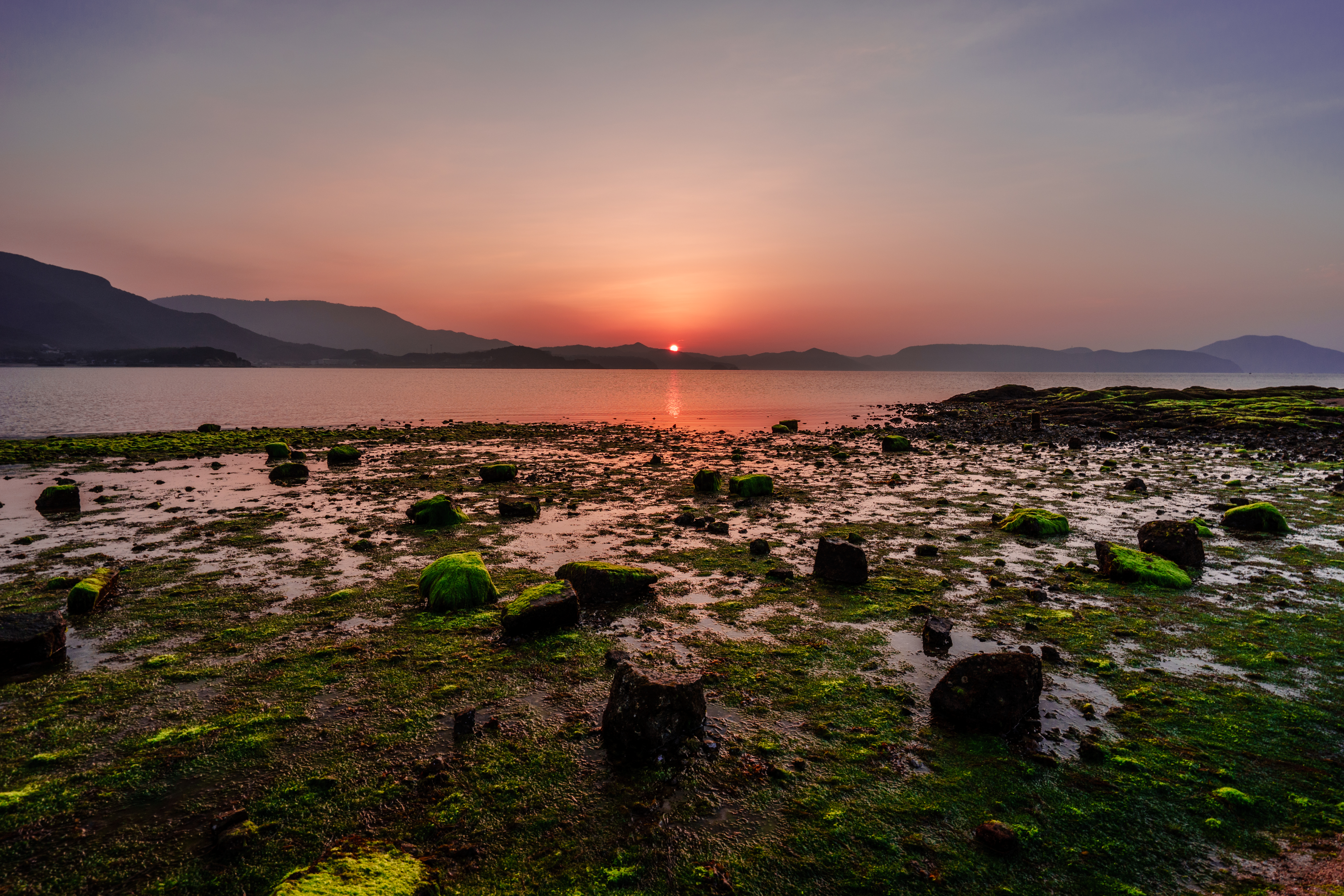 Laden Sie das Natur, Sunset, Stones, Mountains, Horizont-Bild kostenlos auf Ihren PC-Desktop herunter