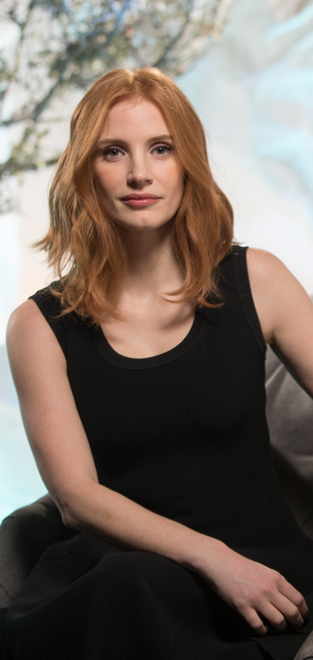 Download mobile wallpaper Redhead, Green Eyes, Celebrity, Actress, Jessica Chastain for free.