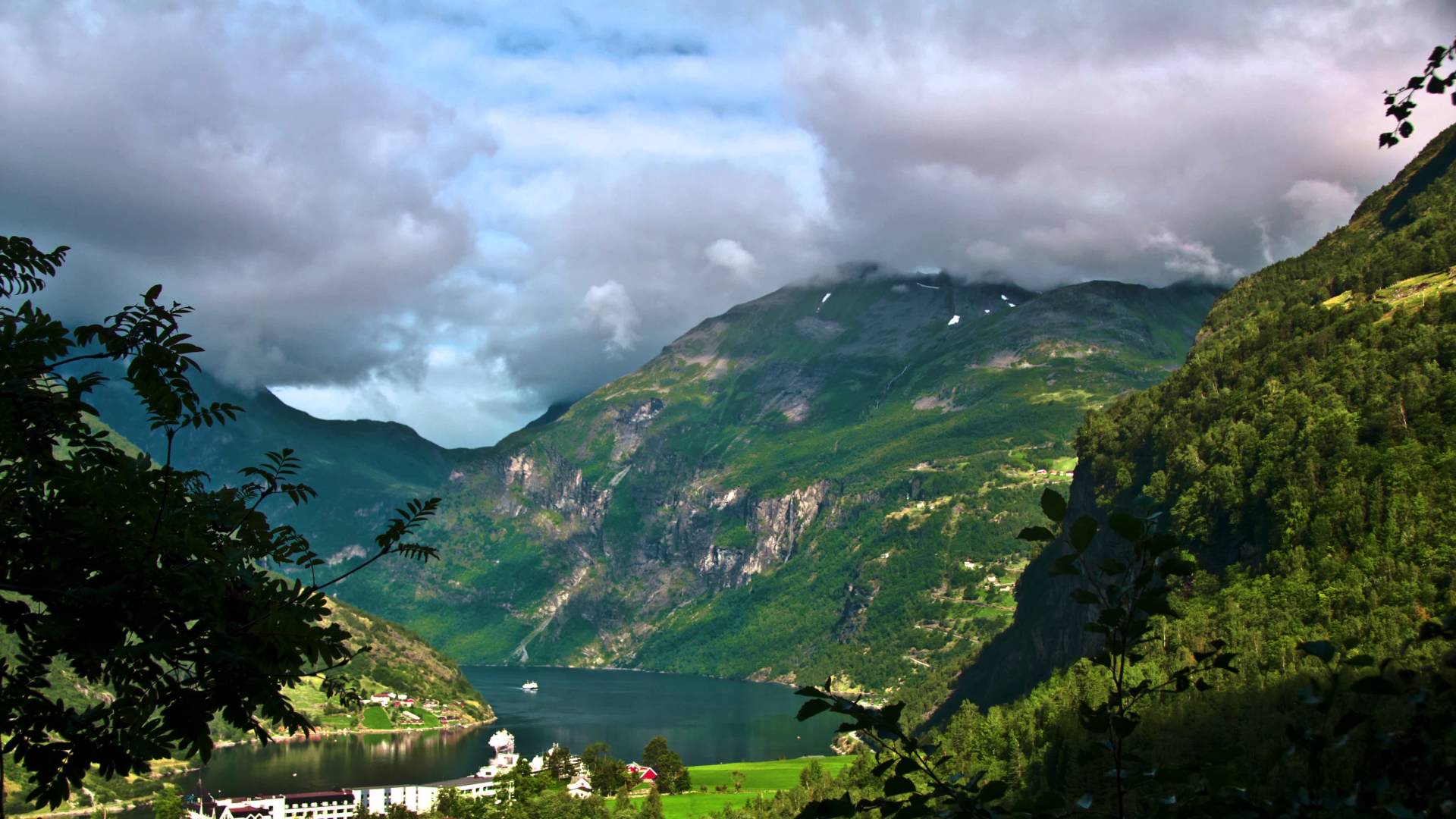 Téléchargez gratuitement l'image Montagne, Forêt, Norvège, Nuage, Fjord, La Nature, Terre/nature, Gerainger sur le bureau de votre PC