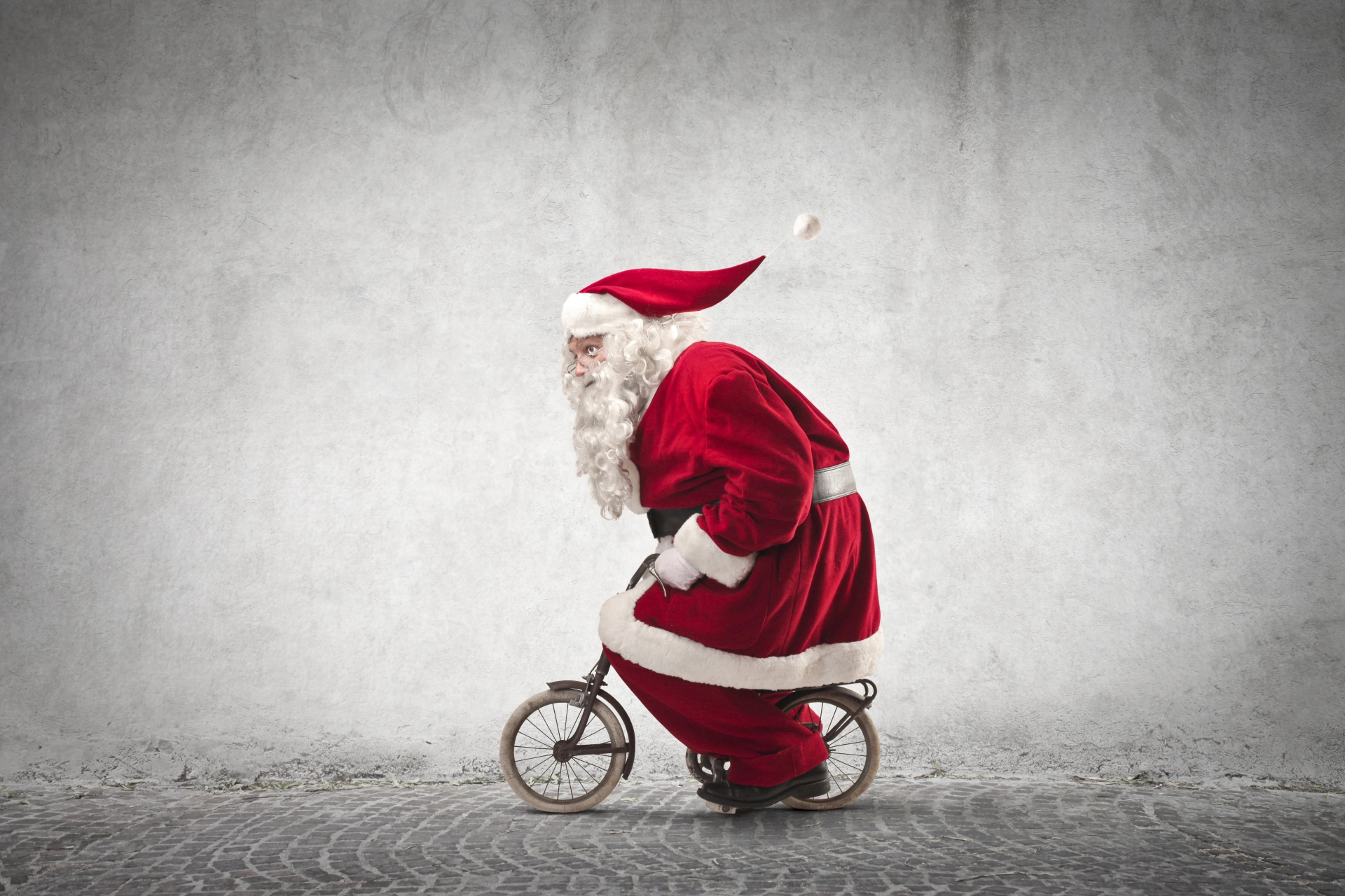 Download mobile wallpaper Christmas, Holiday, Santa, Humor for free.