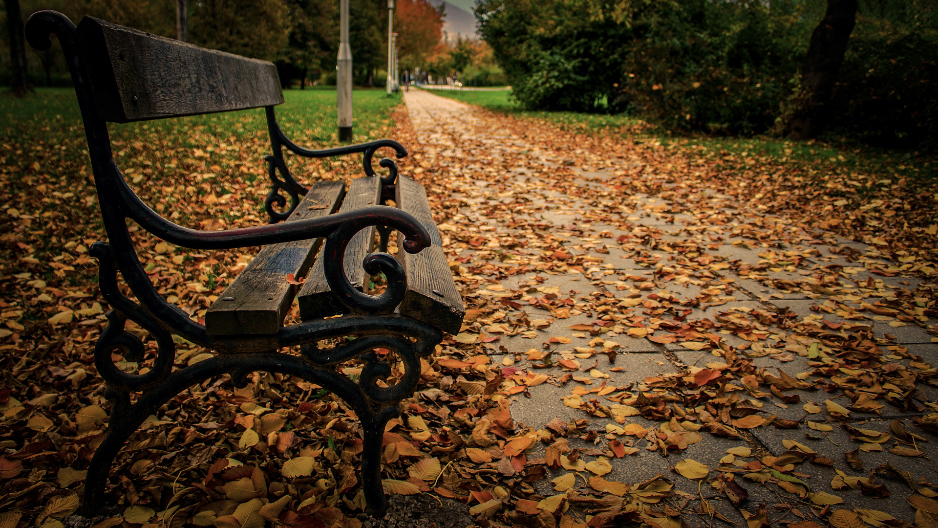 Download mobile wallpaper Nature, Leaf, Fall, Bench, Street, Man Made for free.