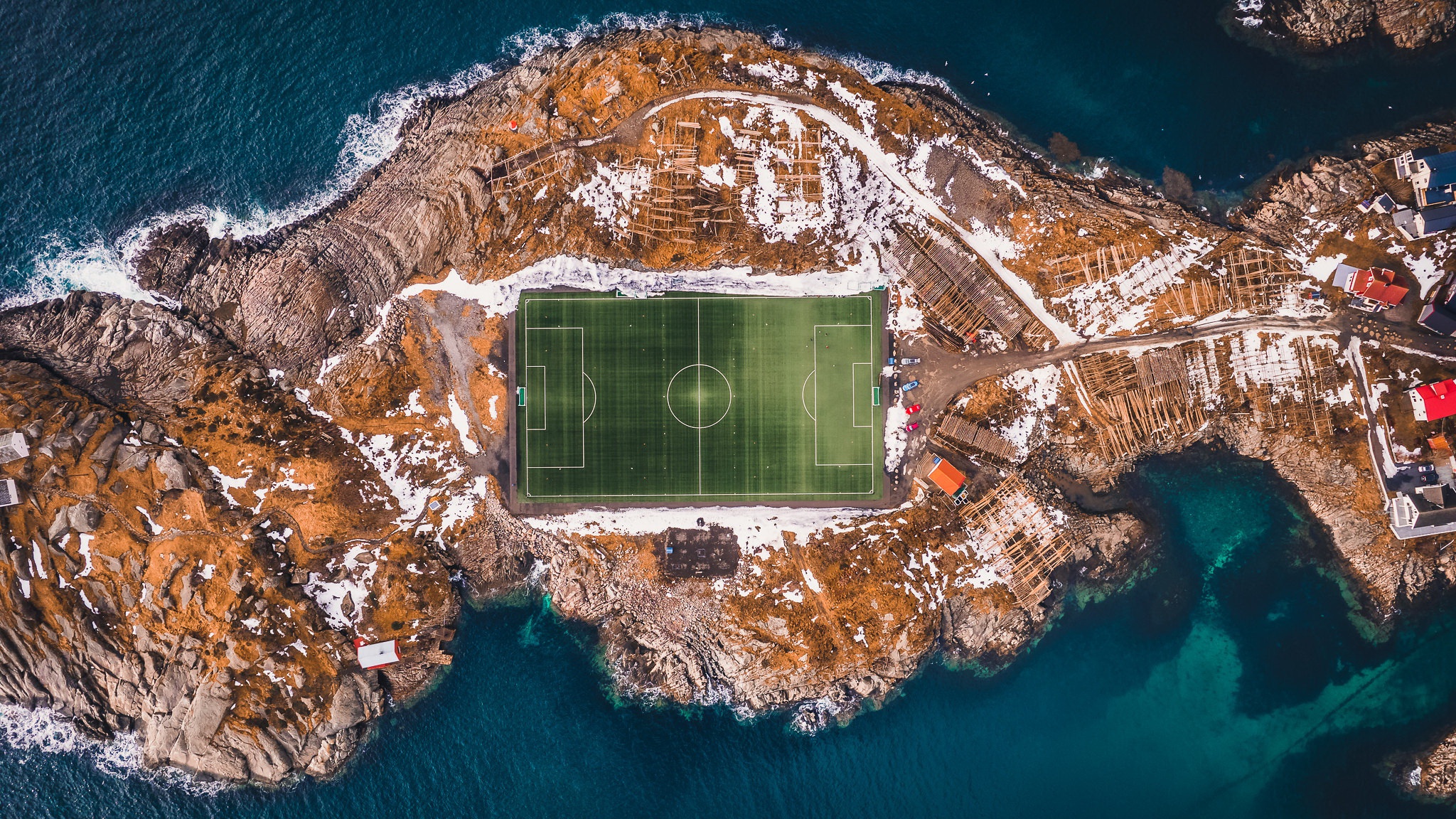 Téléchargez des papiers peints mobile Des Sports, Football, Îles Lofoten gratuitement.