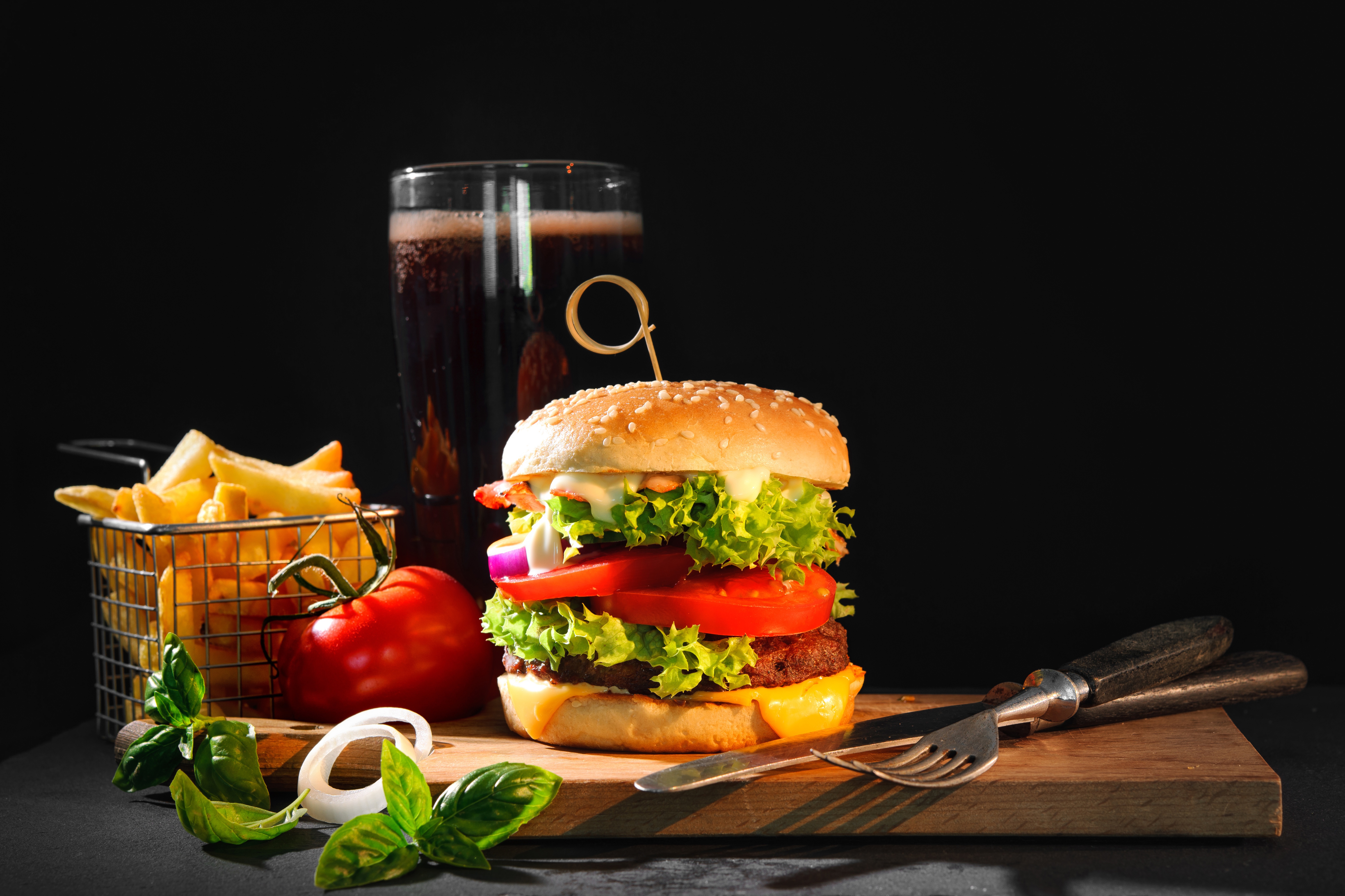 Laden Sie das Hamburger, Nahrungsmittel, Stillleben-Bild kostenlos auf Ihren PC-Desktop herunter